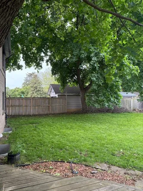 Photo 24 of 7076 Longwoods Road, London, South V — HOMEH