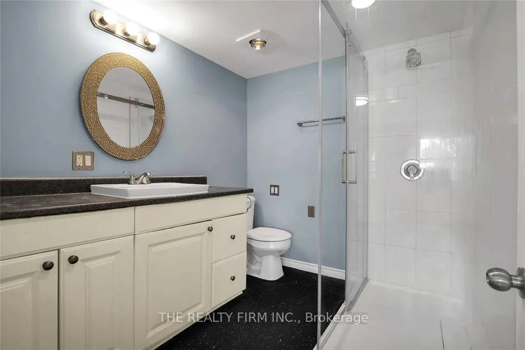 Photo 30 of 7076 Longwoods Road, London, South V — HOMEH