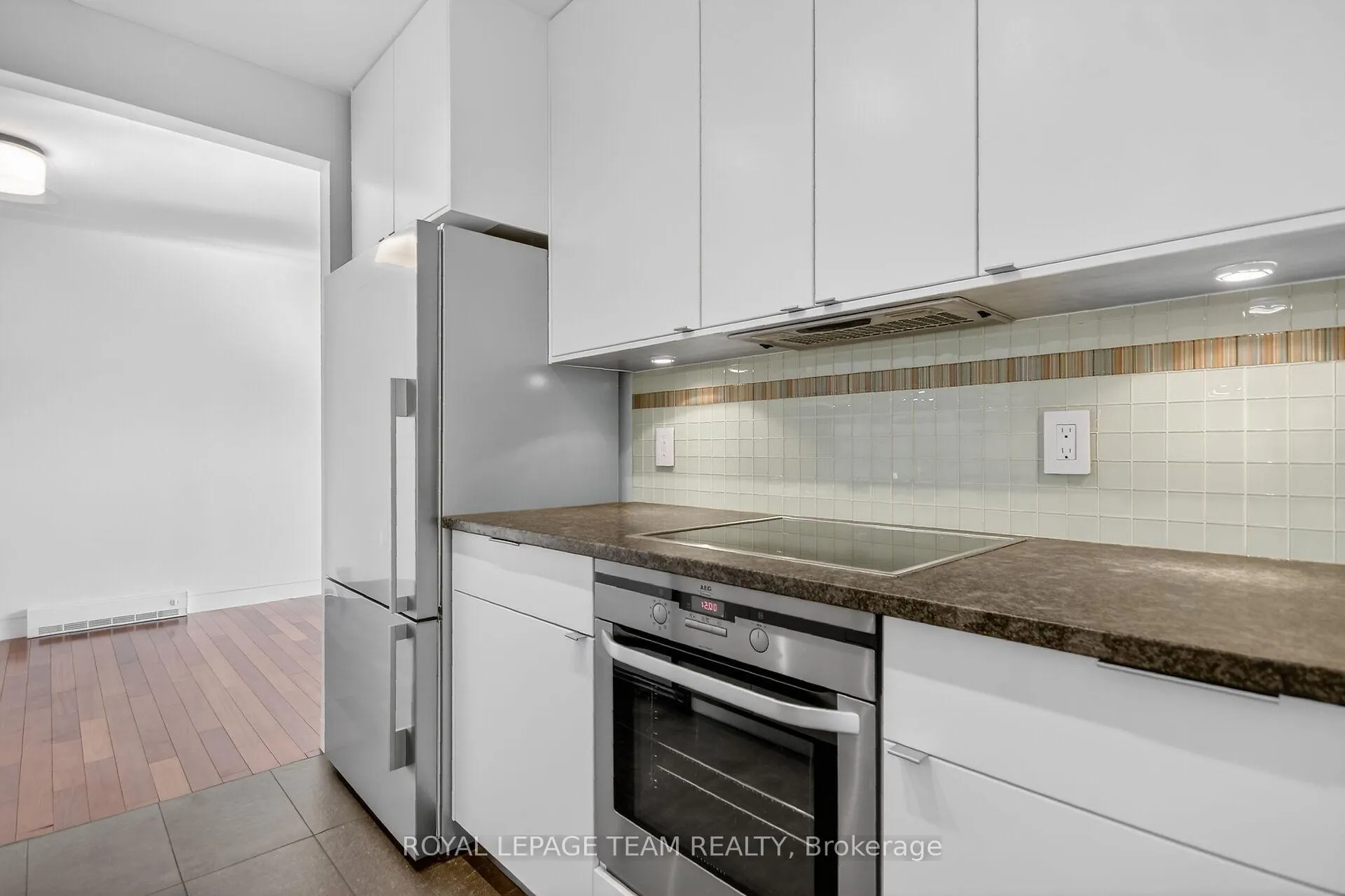 Photo 14 of Unit 2003, 470 Laurier Avenue W, Ottawa, Ottawa Centre — HOMEH