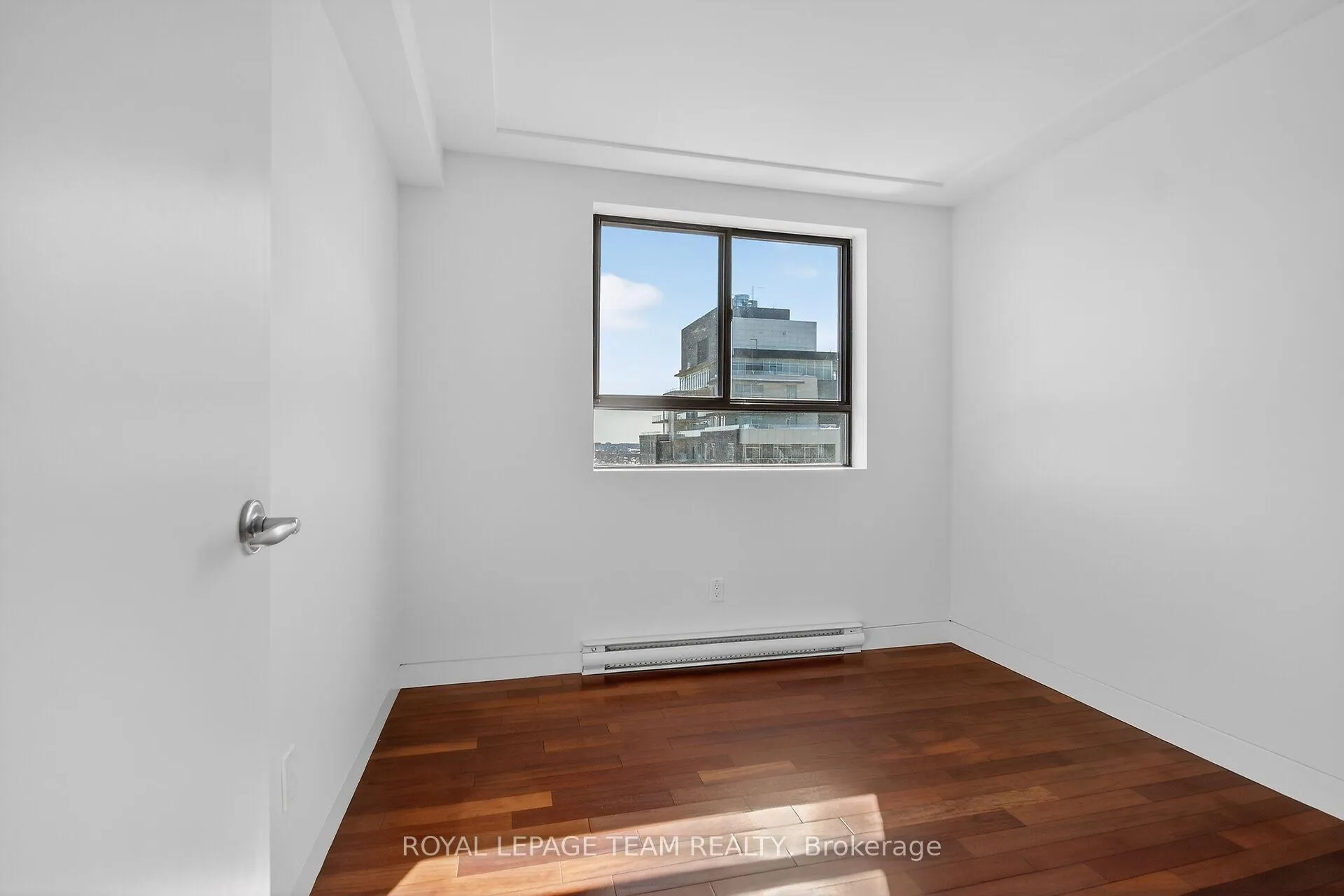 Photo 21 of Unit 2003, 470 Laurier Avenue W, Ottawa, Ottawa Centre — HOMEH