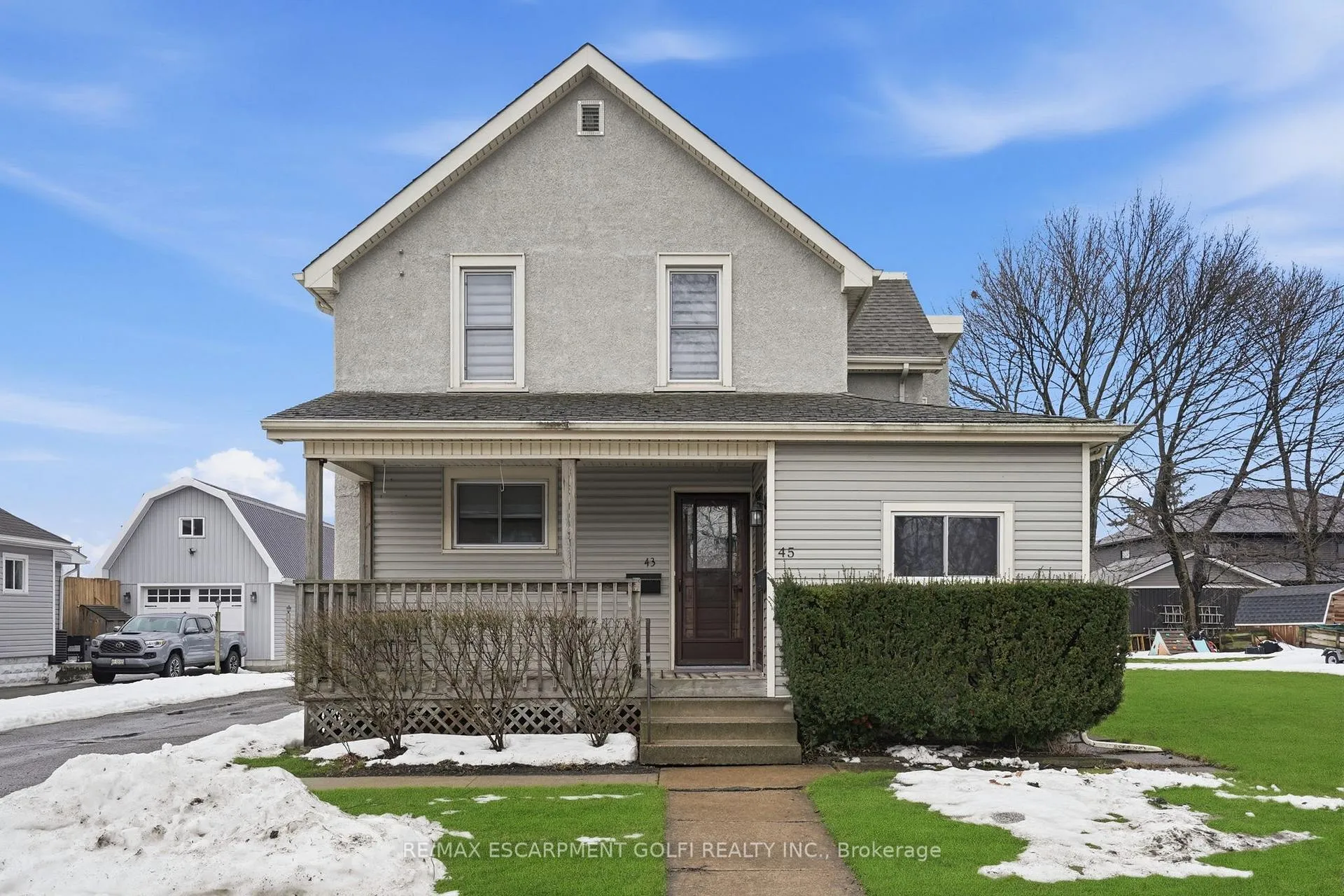 Photo 1 of 43 Chippawa Road, Port Colborne, Bethel — HOMEH