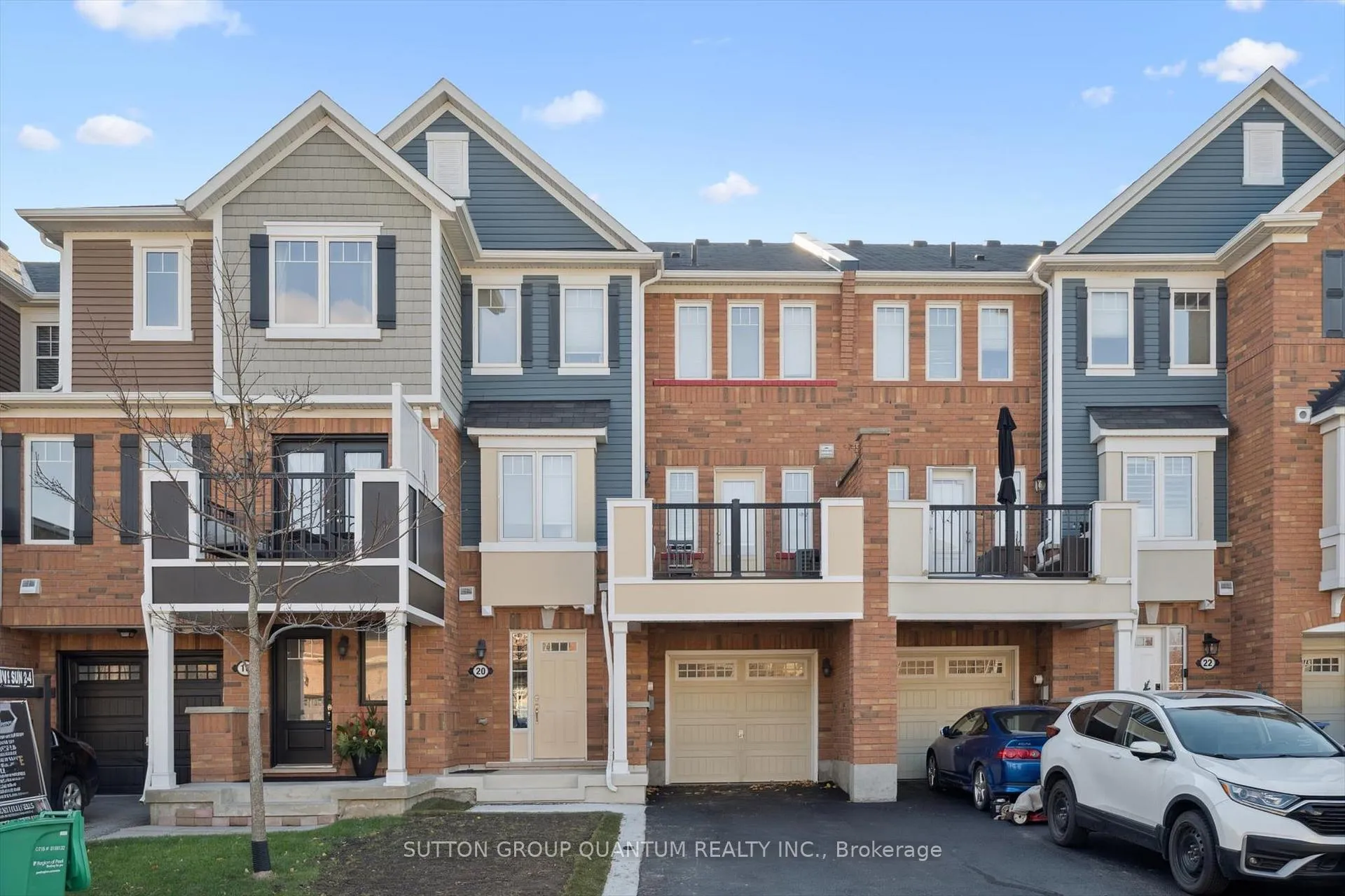 Photo 1 of 20 Deancrest Road, Brampton, Northwest Brampton — HOMEH