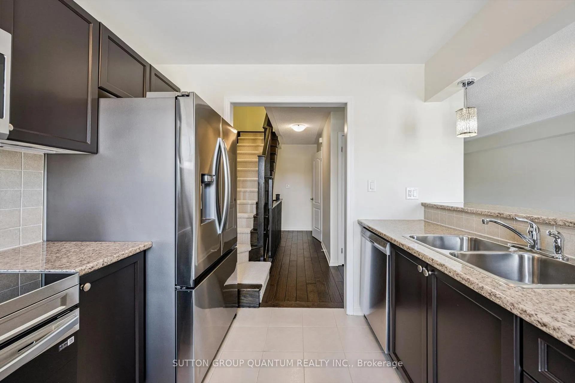Photo 12 of 20 Deancrest Road, Brampton, Northwest Brampton — HOMEH