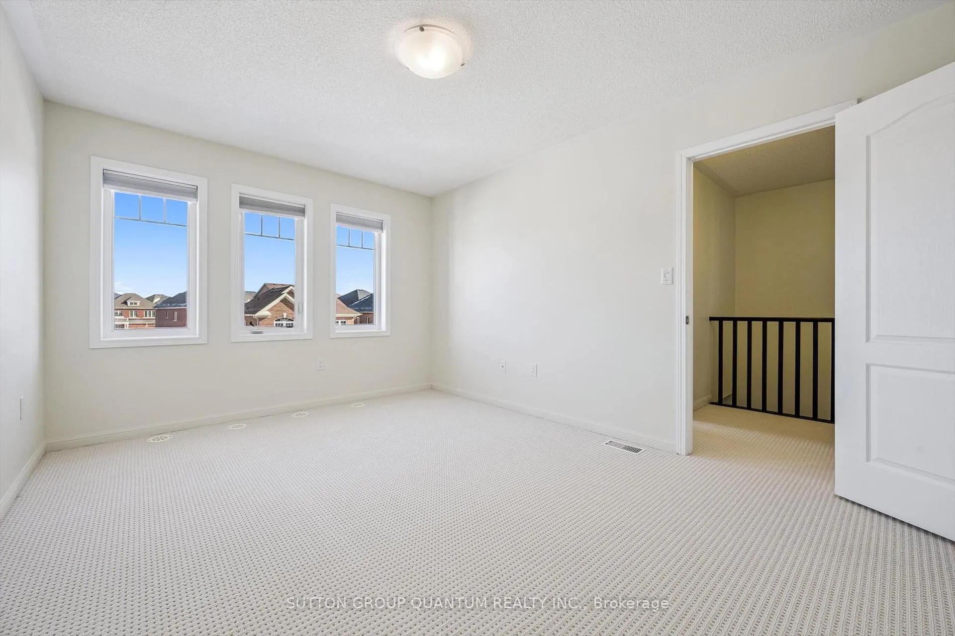Photo 17 of 20 Deancrest Road, Brampton, Northwest Brampton — HOMEH