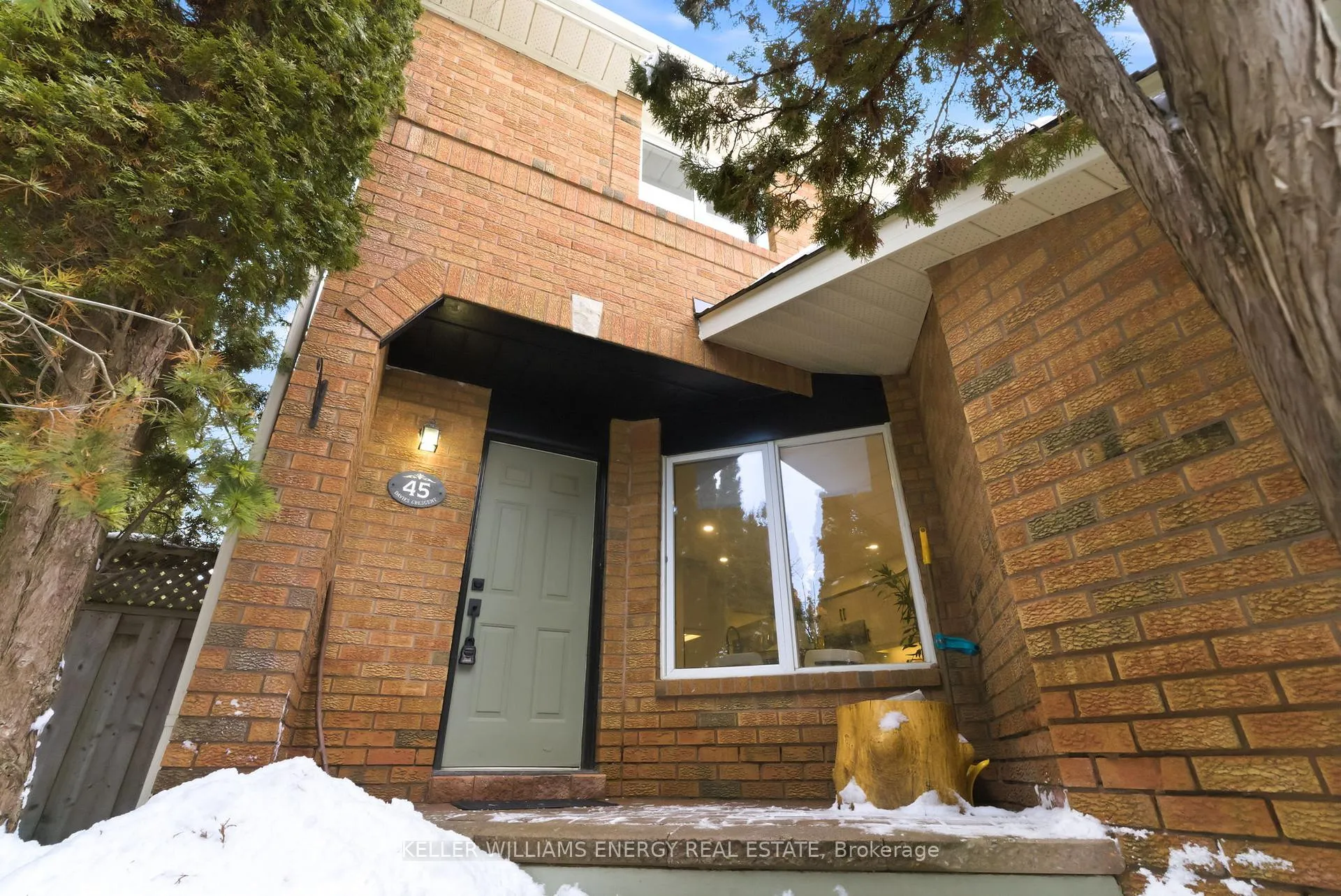 Photo 3 of 45 Davies Crescent, Whitby, Pringle Creek — HOMEH