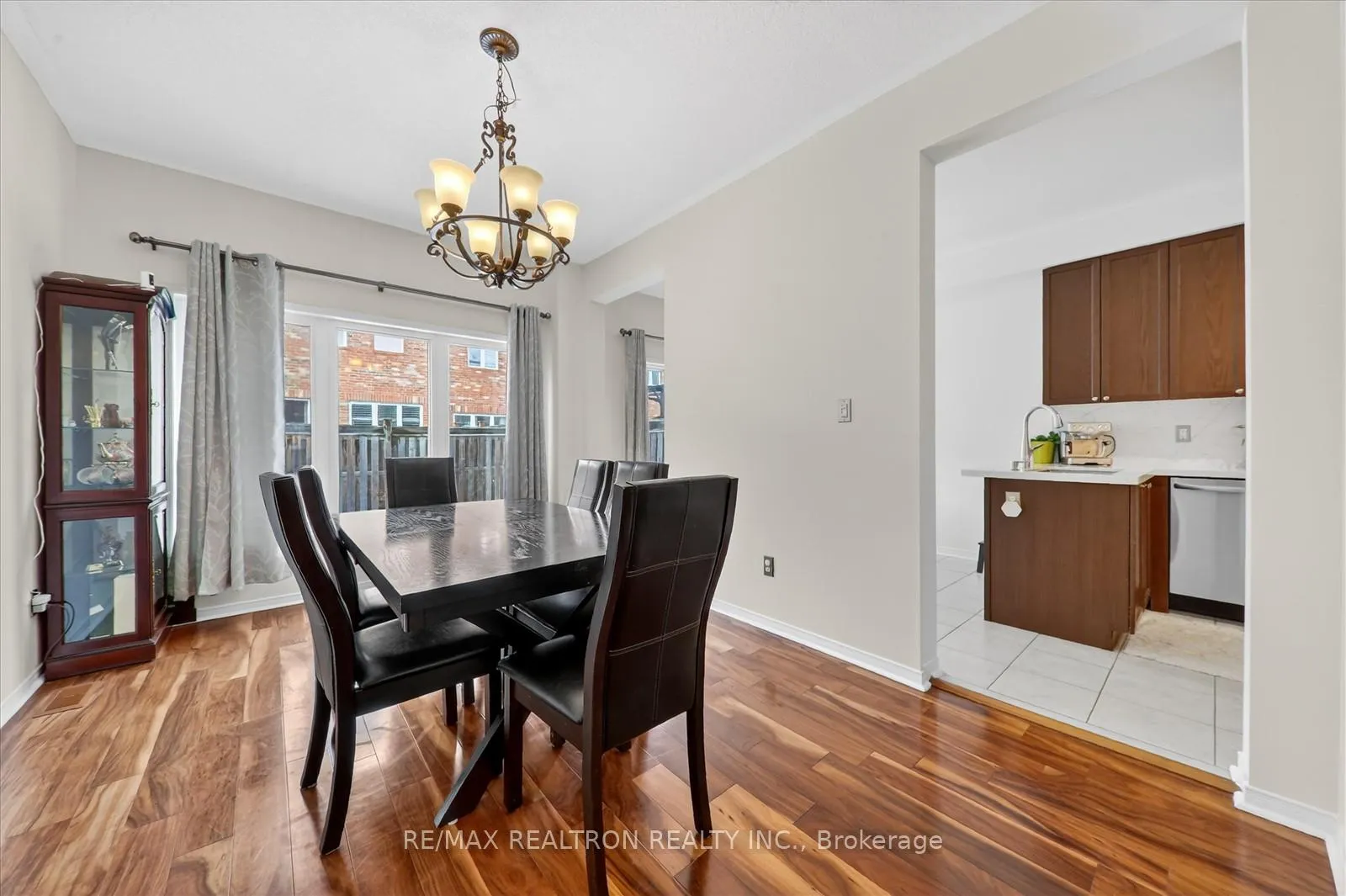 Photo 18 of 8 Hickman Road, Ajax, South East — HOMEH