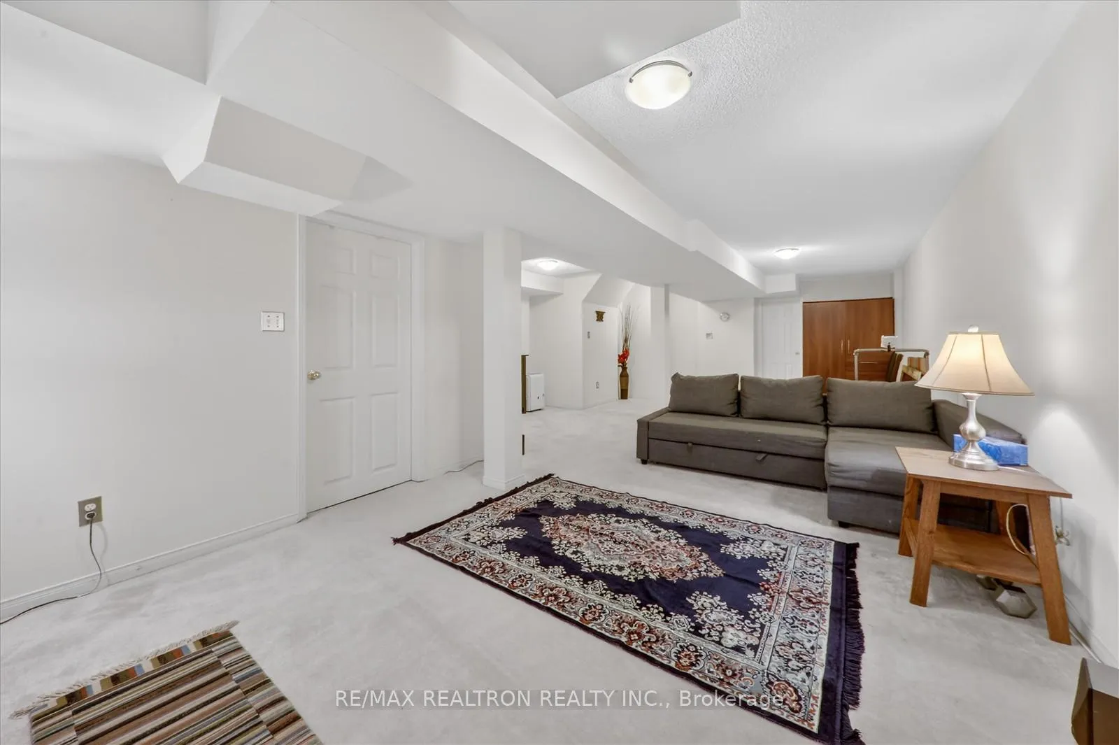 Photo 30 of 8 Hickman Road, Ajax, South East — HOMEH