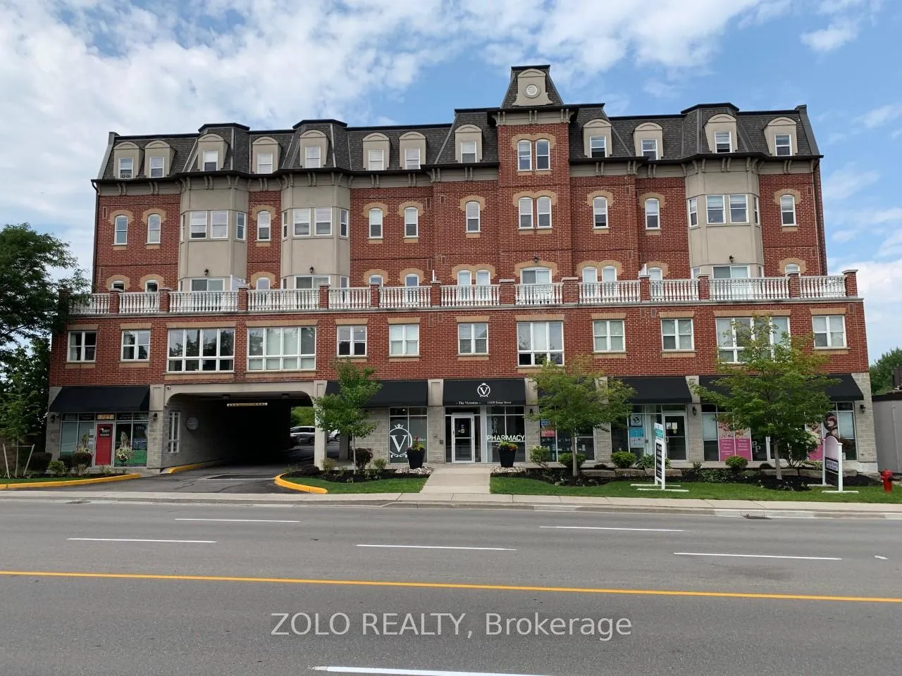 Front of Unit 406, 15450 Yonge Street
