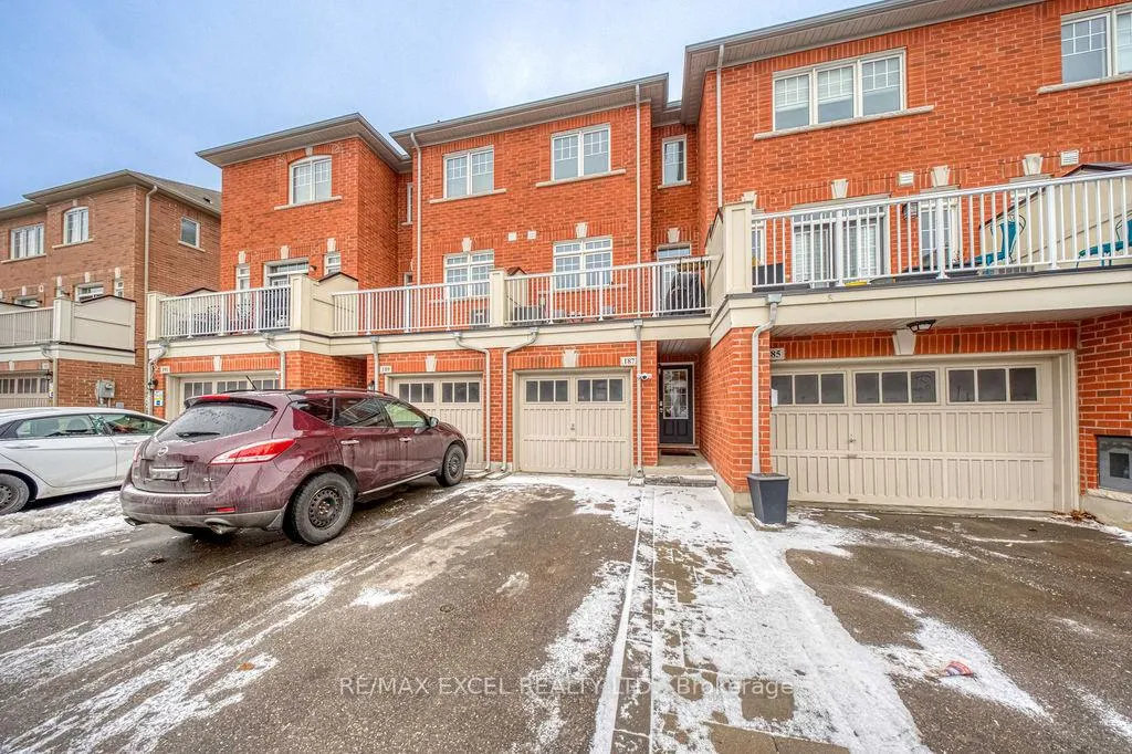 Photo 1 of 187 Dundas Way, Markham, Greensborough — HOMEH