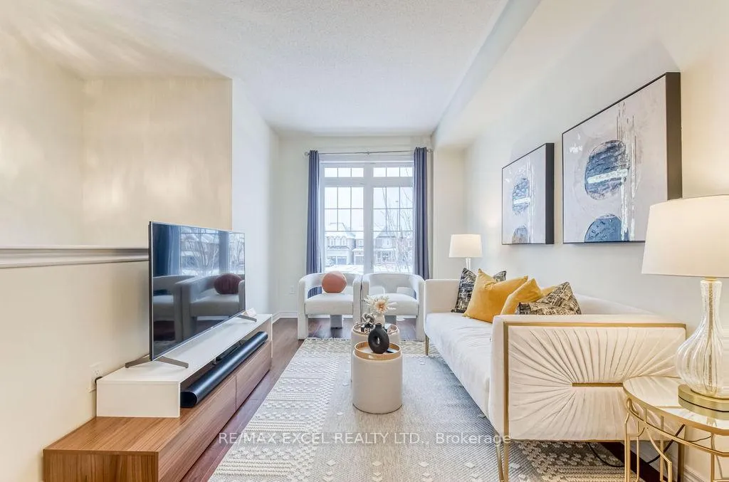 Photo 5 of 187 Dundas Way, Markham, Greensborough — HOMEH