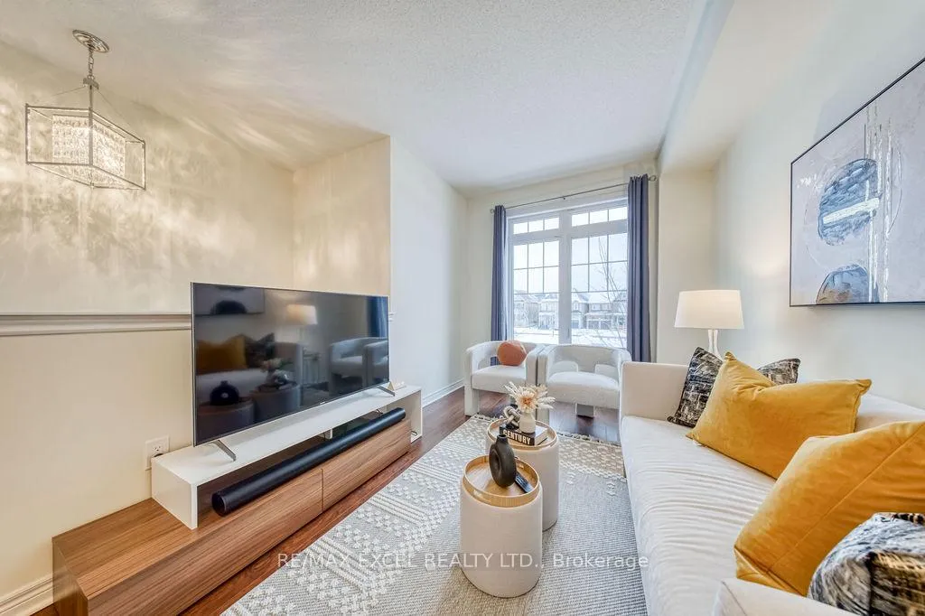 Photo 6 of 187 Dundas Way, Markham, Greensborough — HOMEH