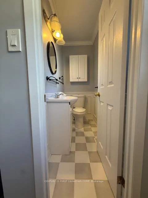 Photo 17 of 17 Vincent Crescent, London, South Q — HOMEH