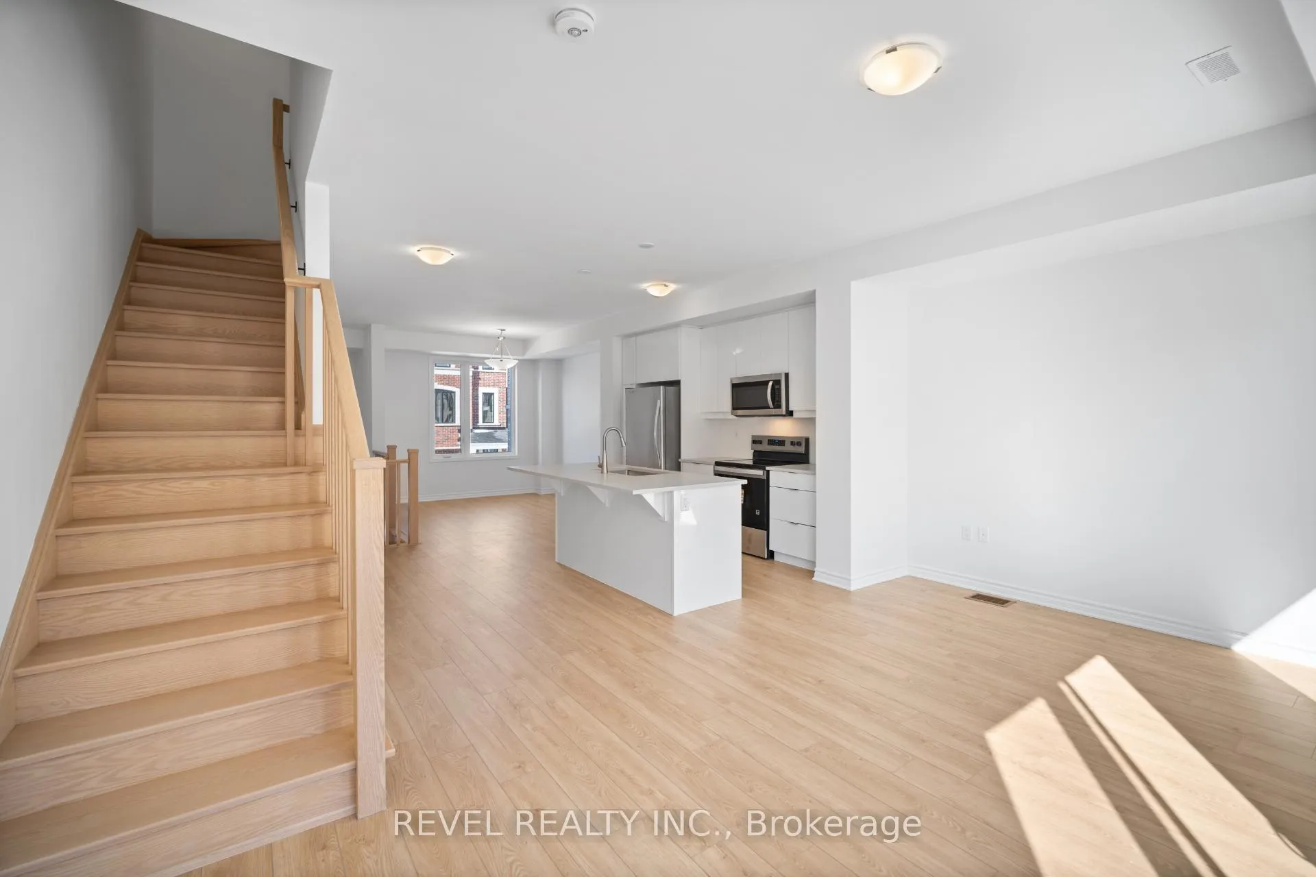 Photo 16 of 15 Yellow Rail Crescent, Brampton, Northwest Brampton — HOMEH
