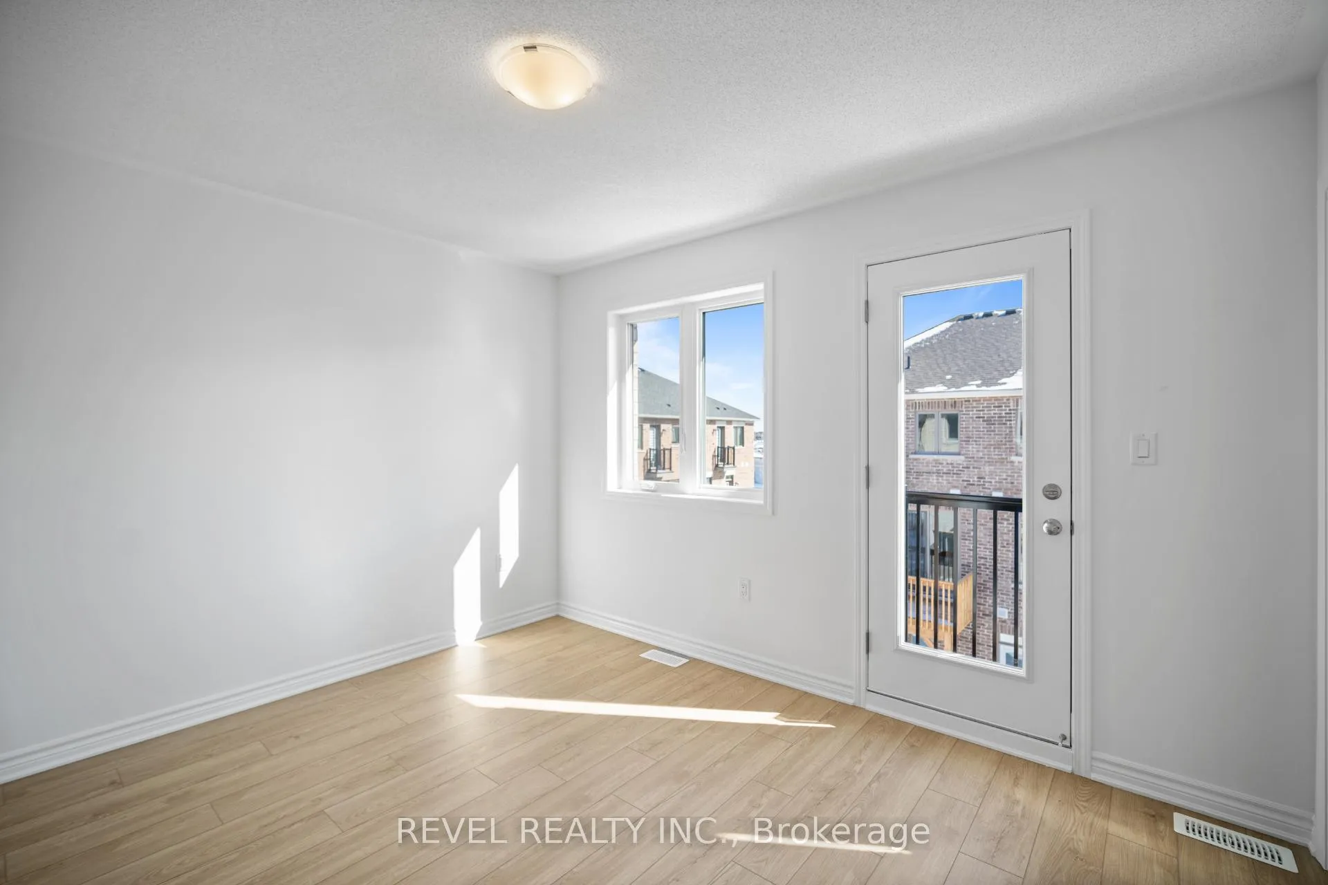 Photo 27 of 15 Yellow Rail Crescent, Brampton, Northwest Brampton — HOMEH