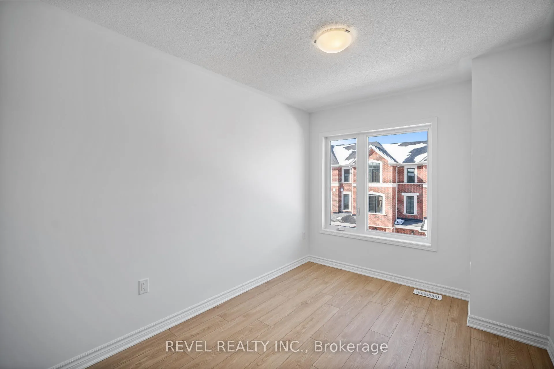 Photo 32 of 15 Yellow Rail Crescent, Brampton, Northwest Brampton — HOMEH