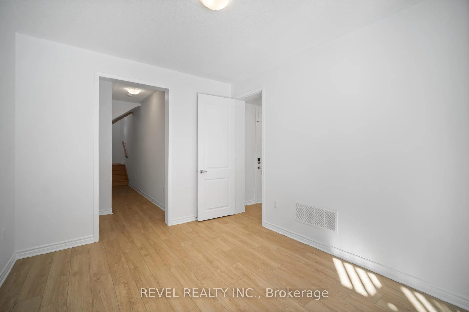 Photo 38 of 15 Yellow Rail Crescent, Brampton, Northwest Brampton — HOMEH