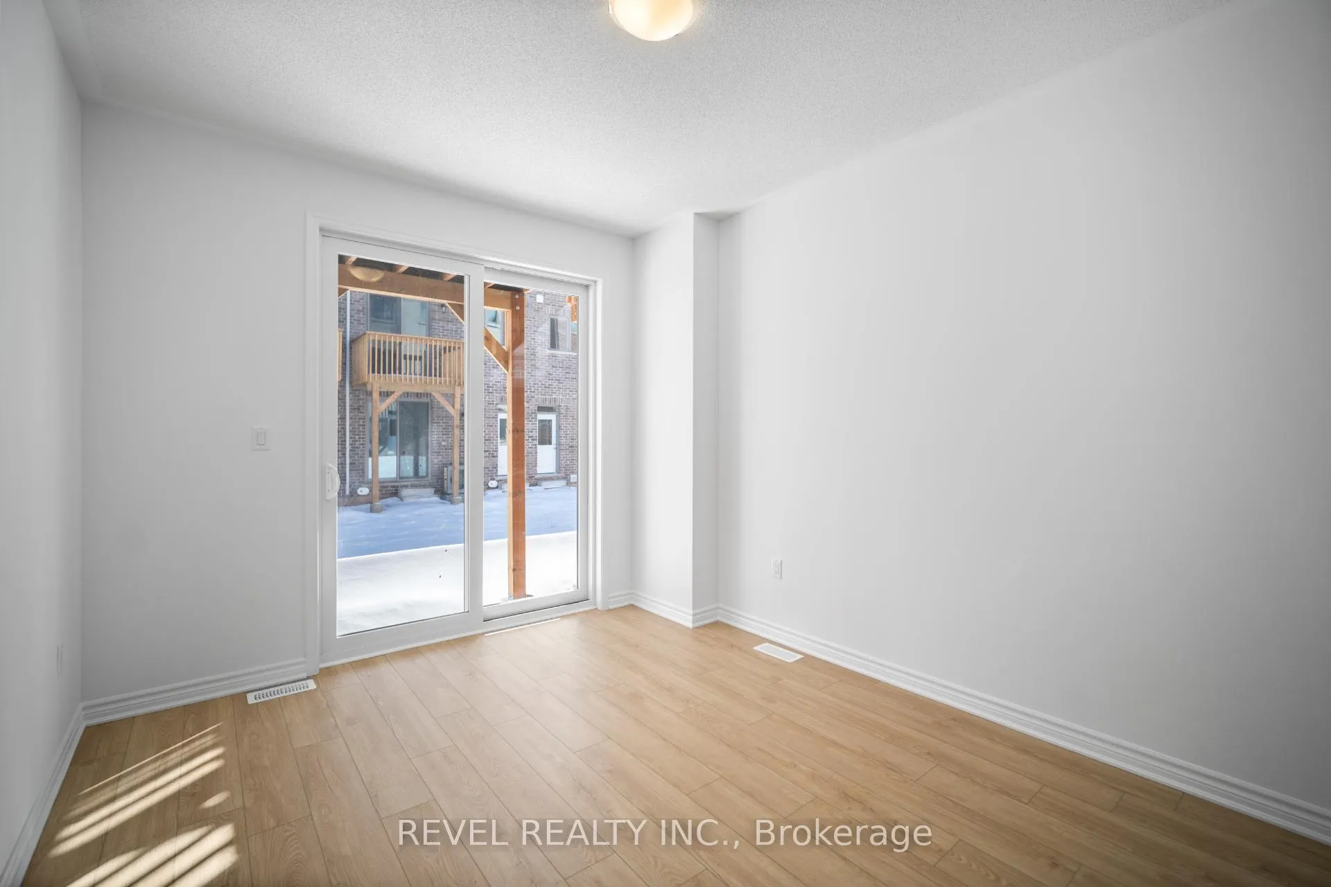 Photo 39 of 15 Yellow Rail Crescent, Brampton, Northwest Brampton — HOMEH