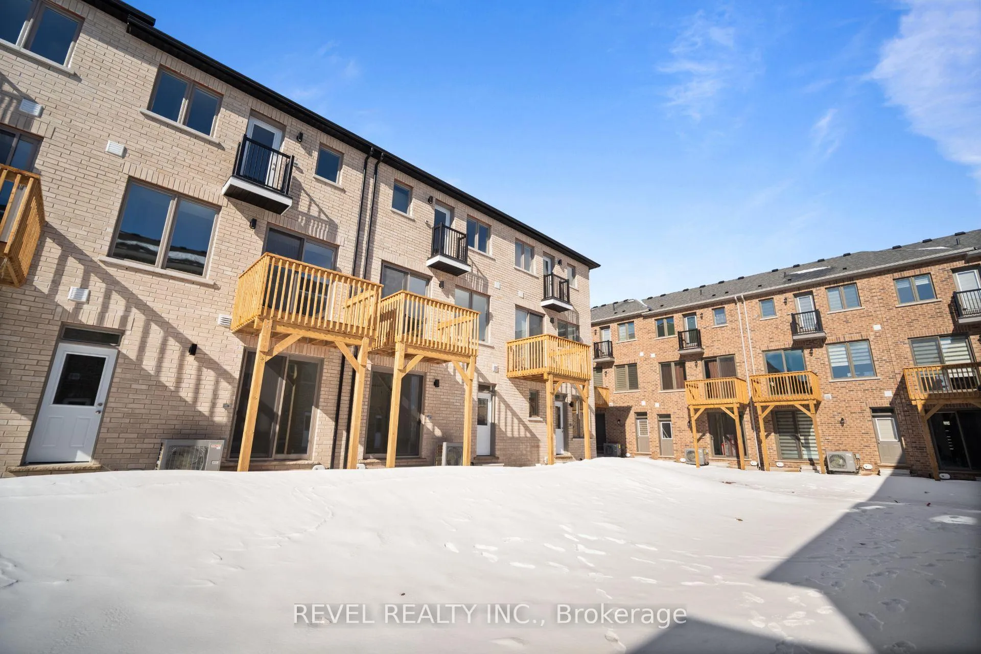 Photo 43 of 15 Yellow Rail Crescent, Brampton, Northwest Brampton — HOMEH