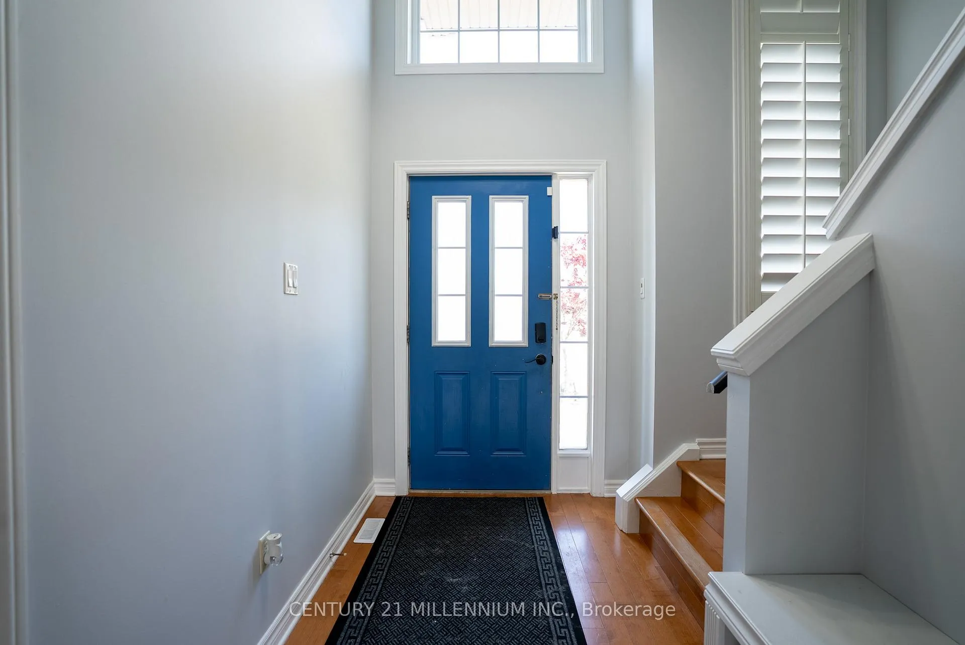 Photo 4 of 2427 Asima Drive, London, South U — HOMEH