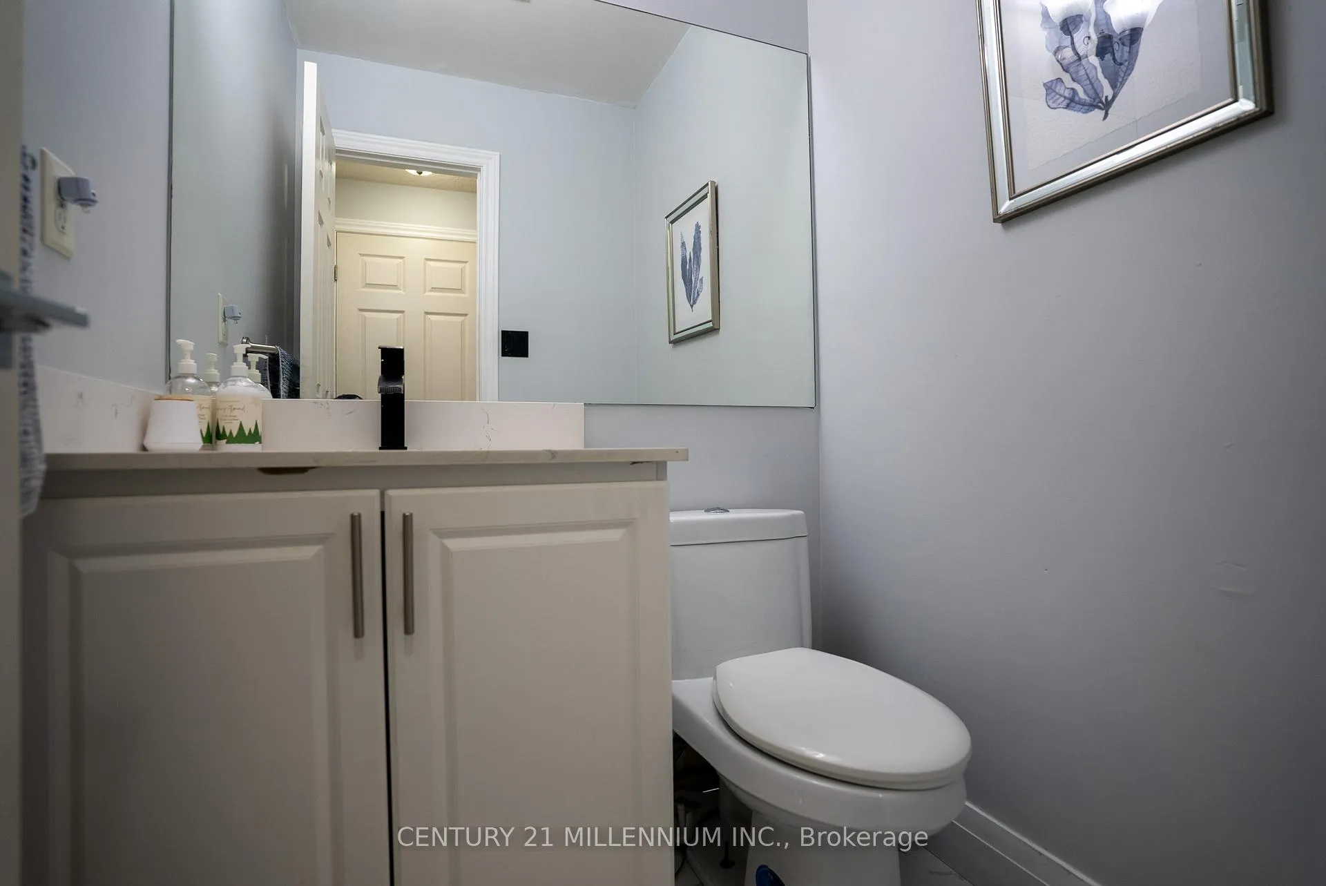 Photo 6 of 2427 Asima Drive, London, South U — HOMEH