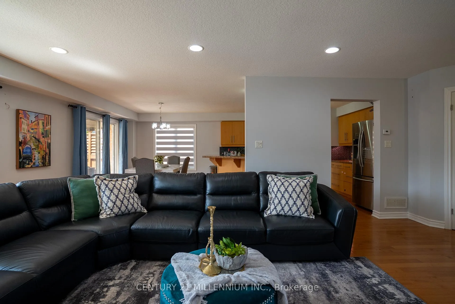 Photo 10 of 2427 Asima Drive, London, South U — HOMEH