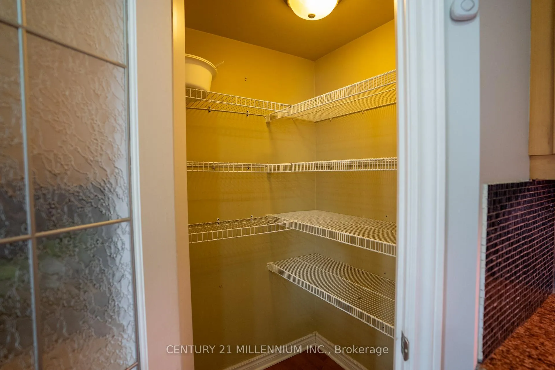 Photo 14 of 2427 Asima Drive, London, South U — HOMEH