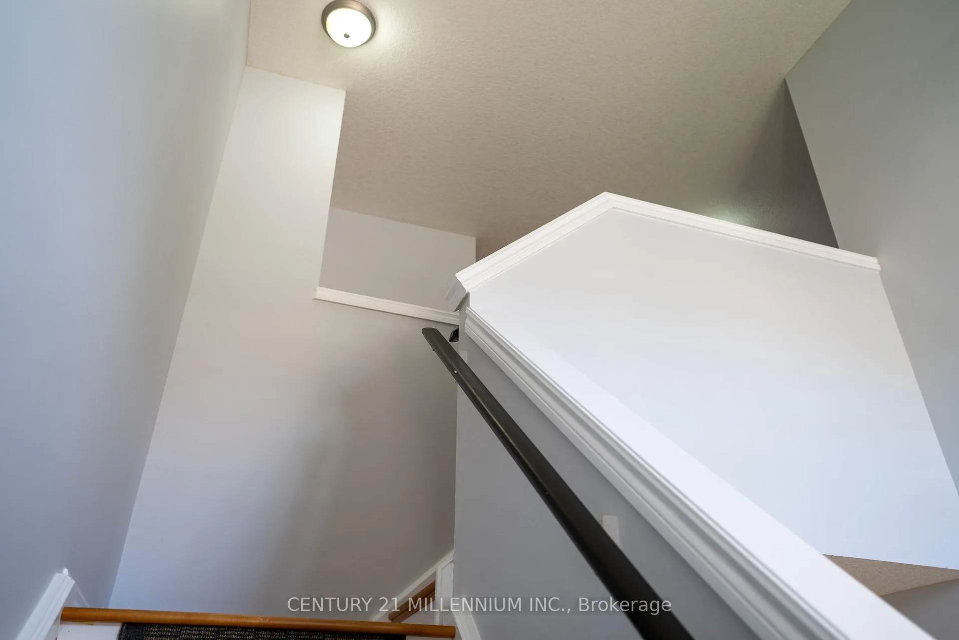 Photo 18 of 2427 Asima Drive, London, South U — HOMEH
