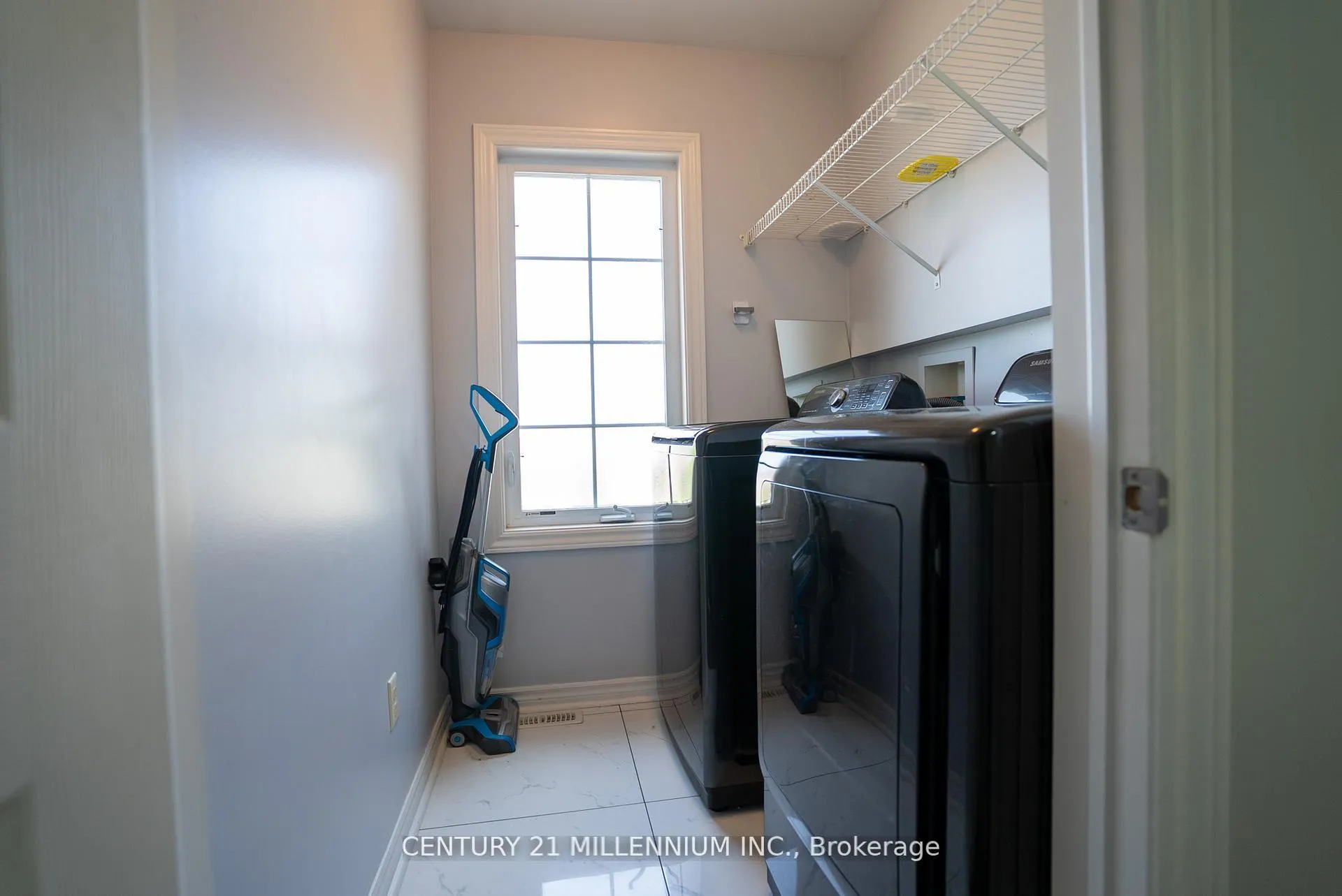 Photo 36 of 2427 Asima Drive, London, South U — HOMEH