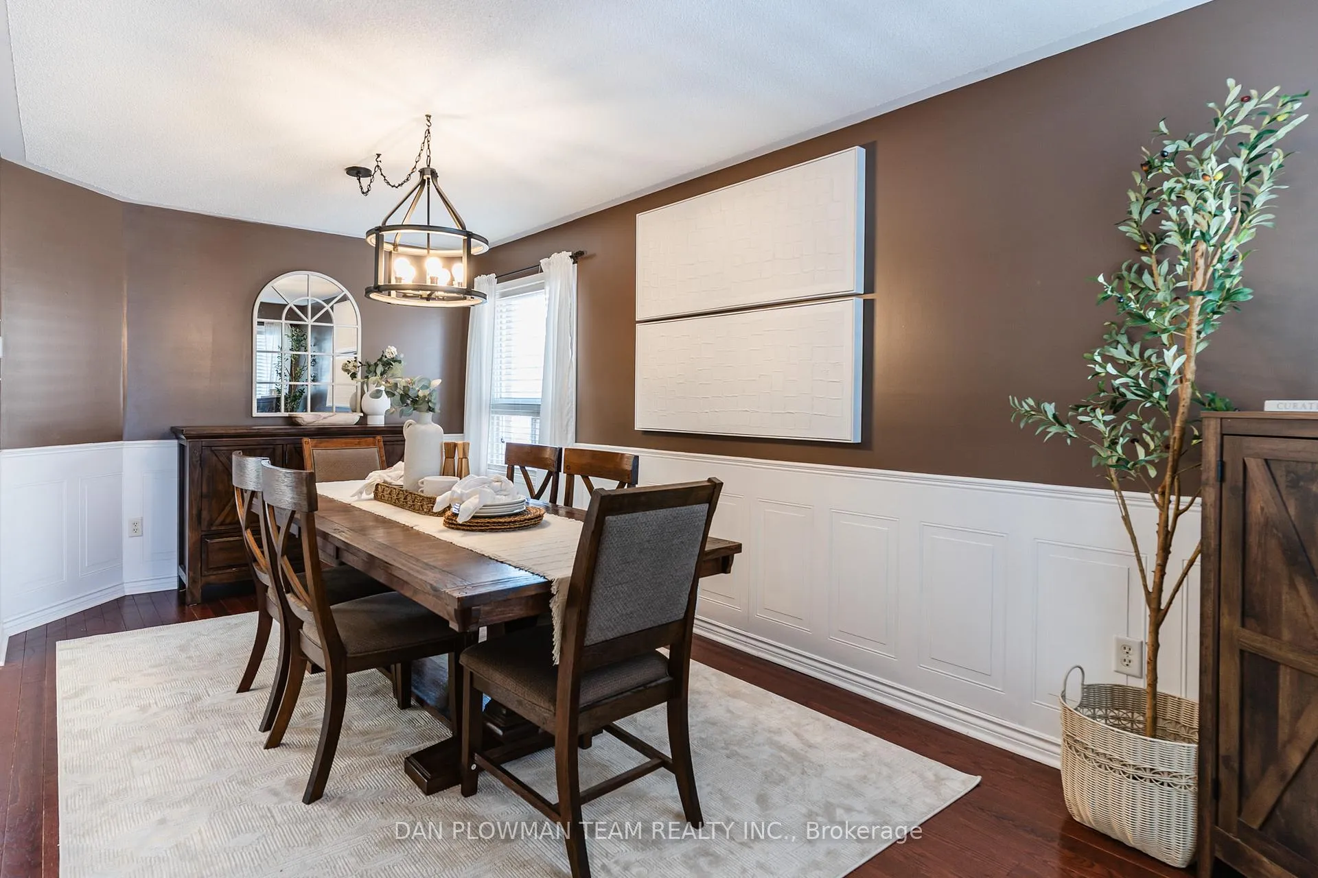 Photo 5 of 589 Greenhill Avenue, Oshawa, Samac — HOMEH