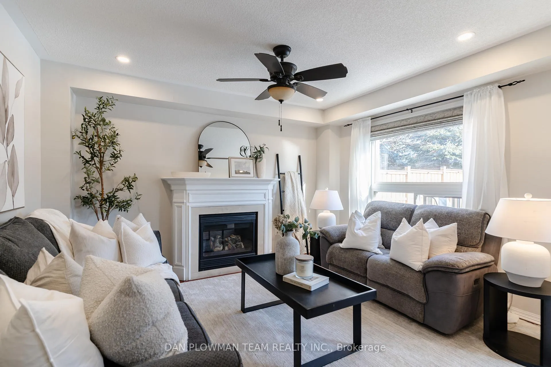 Photo 12 of 589 Greenhill Avenue, Oshawa, Samac — HOMEH