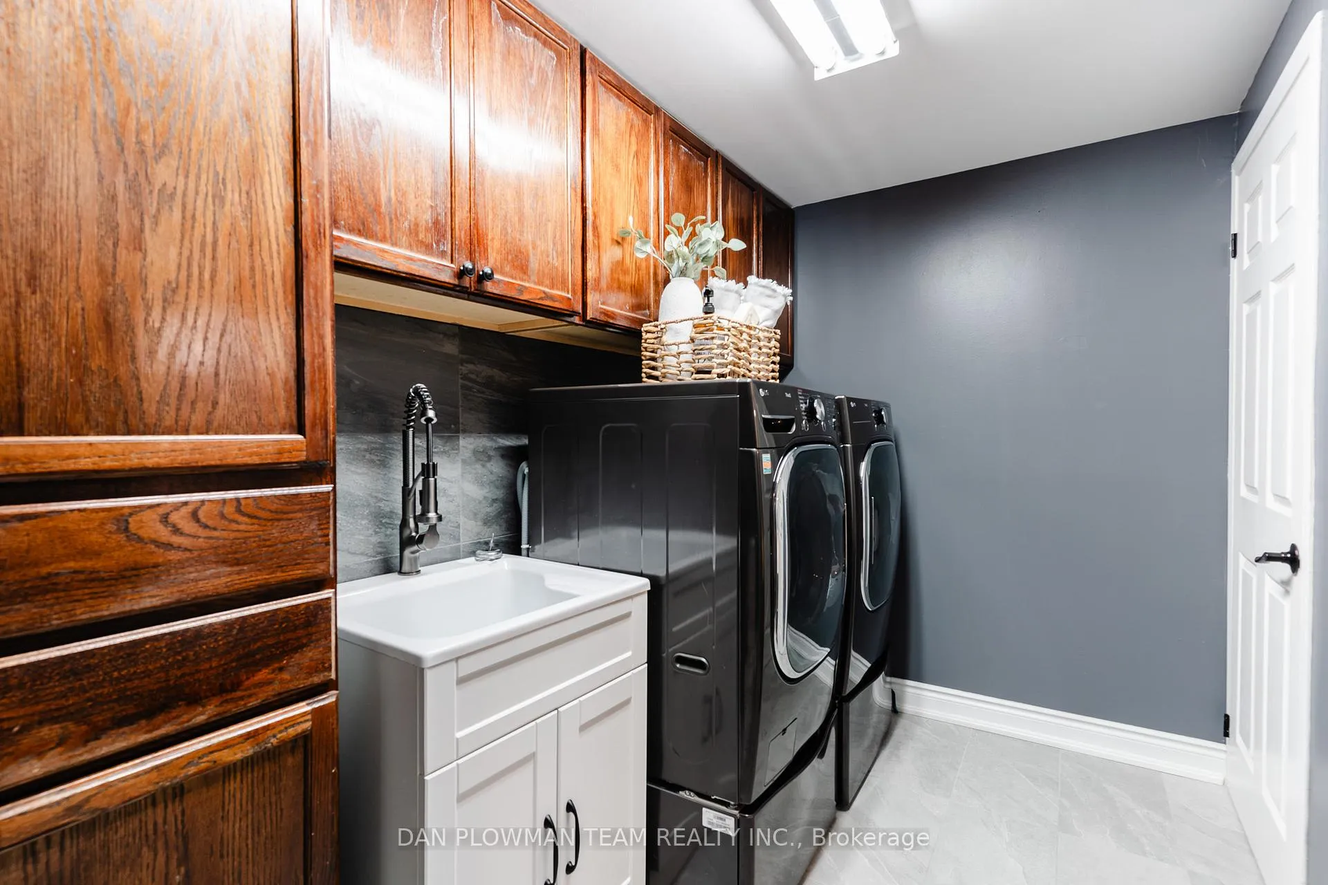 Photo 16 of 589 Greenhill Avenue, Oshawa, Samac — HOMEH