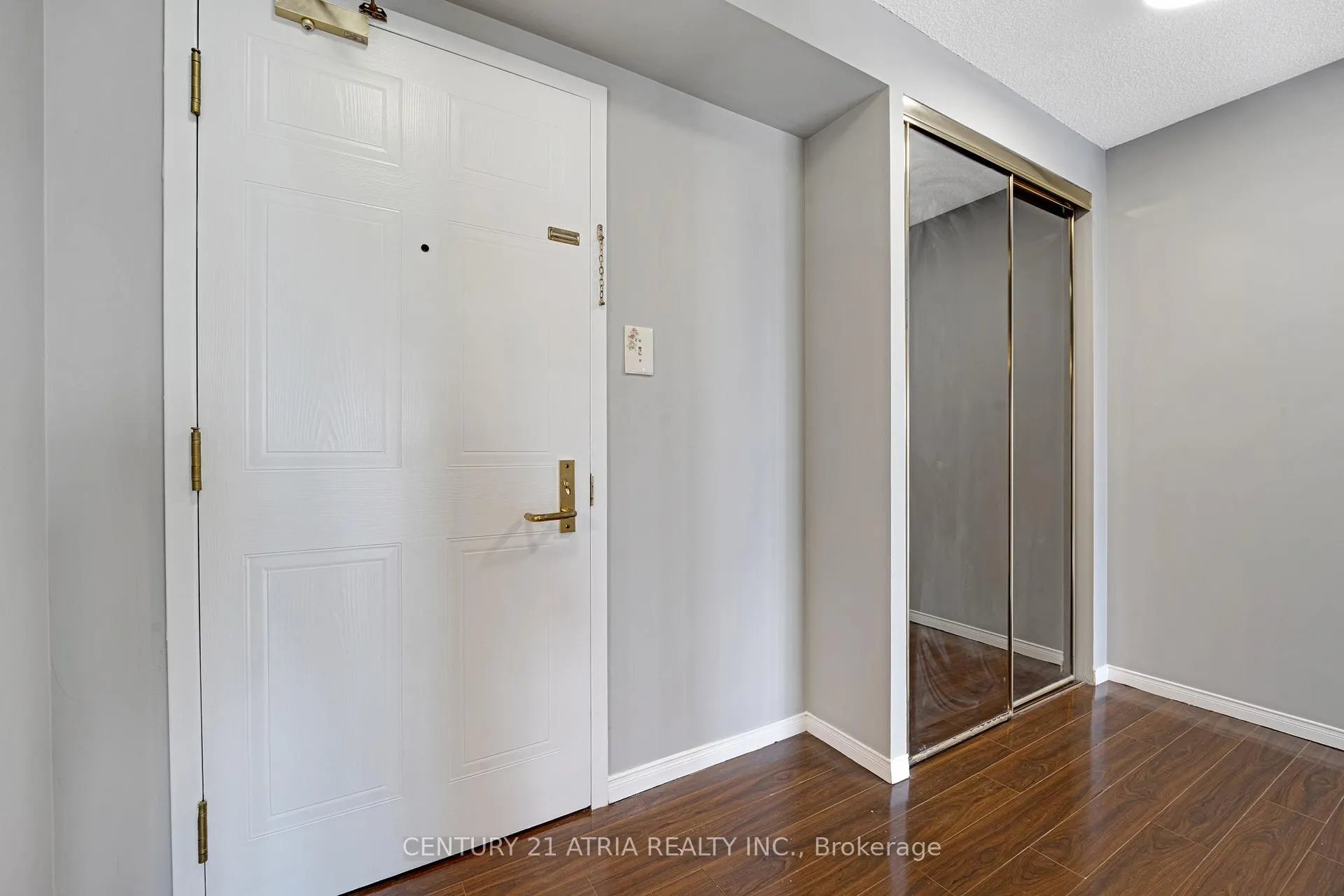 Photo 9 of Unit 1102, 265 Westcourt Place, Waterloo, Beechwood — HOMEH