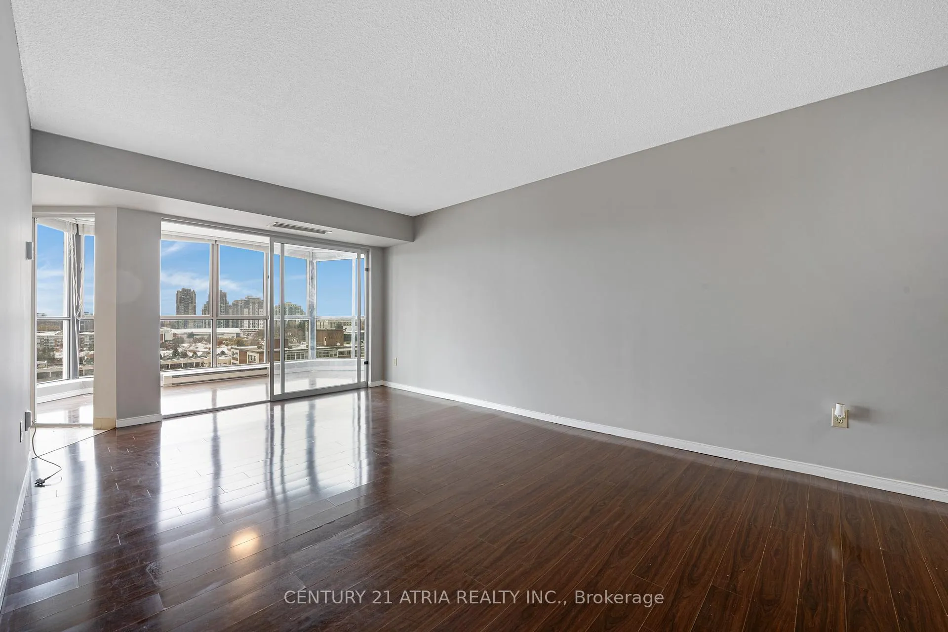 Photo 13 of Unit 1102, 265 Westcourt Place, Waterloo, Beechwood — HOMEH