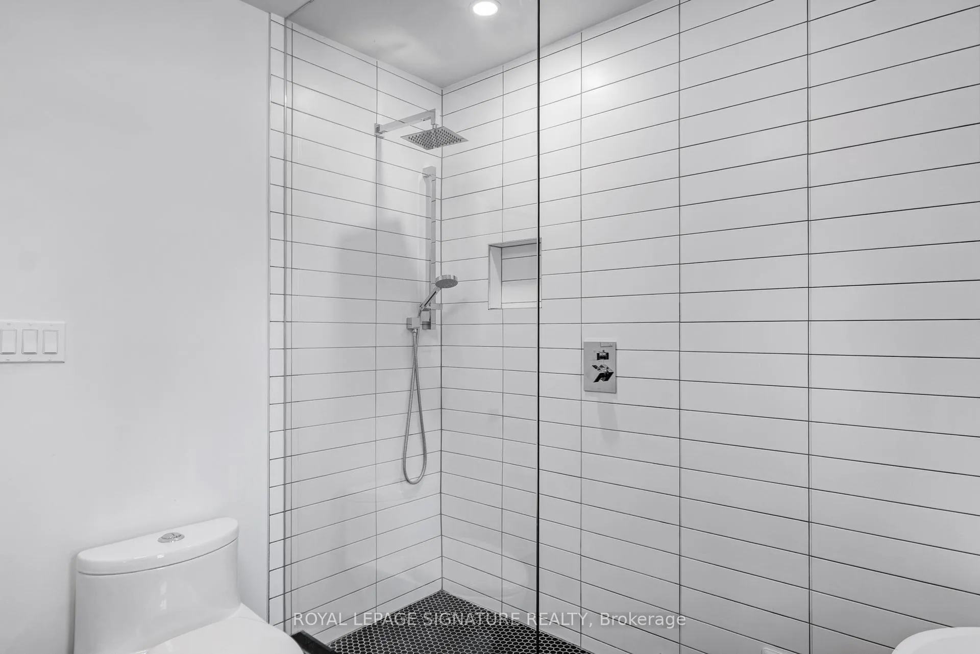 Photo 18 of 38 Bastedo Avenue, Toronto, Woodbine Corridor — HOMEH
