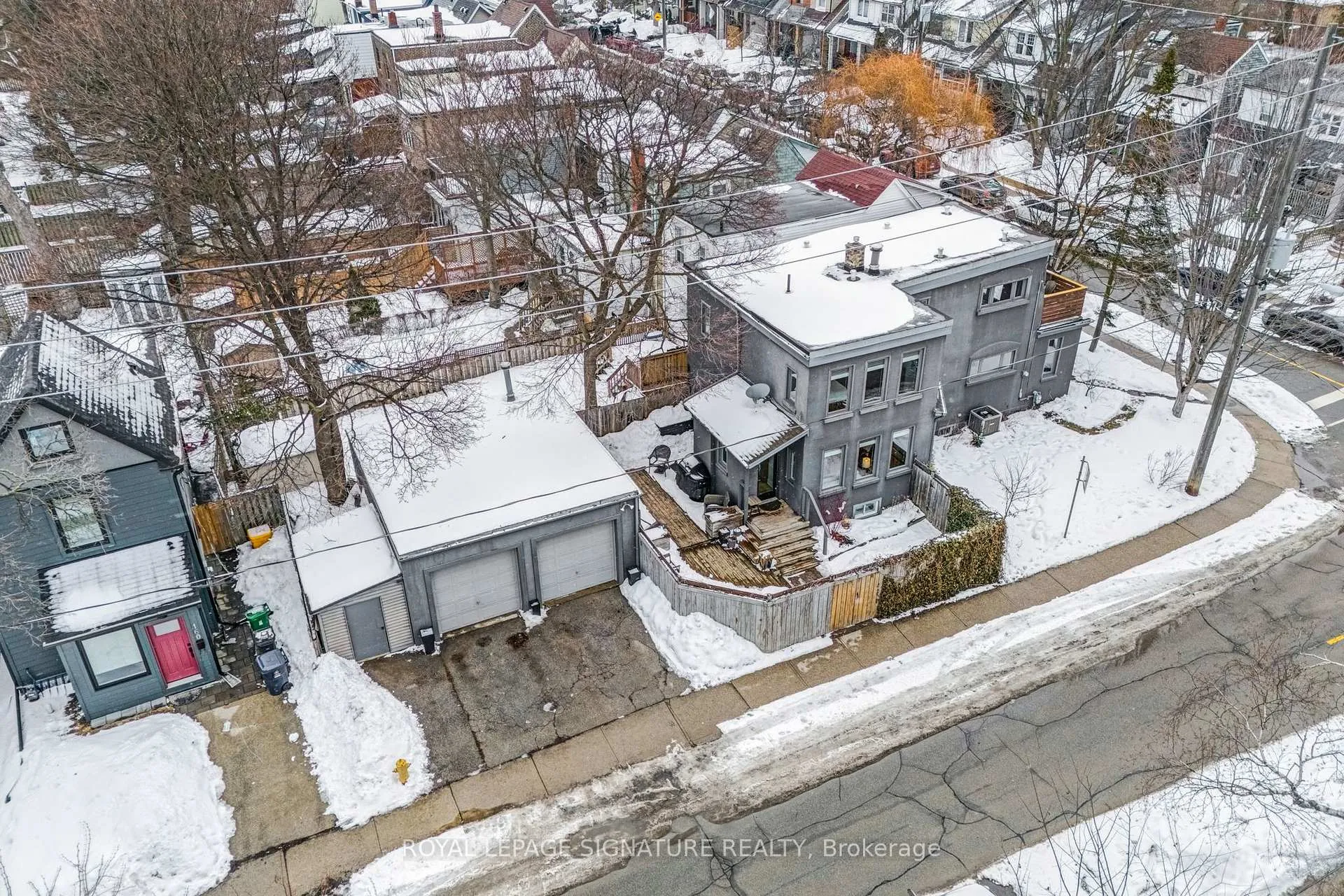 Photo 32 of 38 Bastedo Avenue, Toronto, Woodbine Corridor — HOMEH