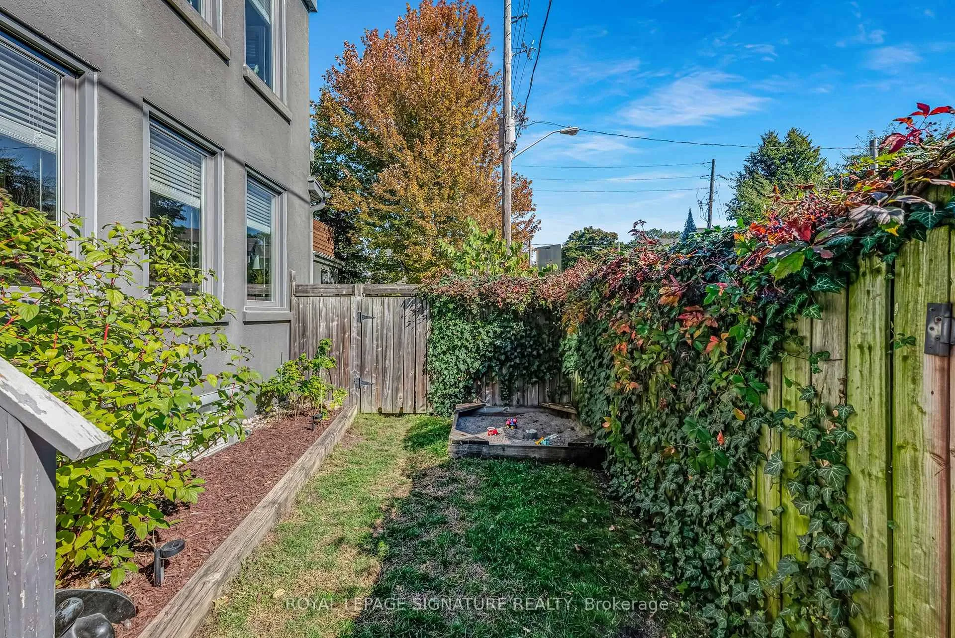 Photo 35 of 38 Bastedo Avenue, Toronto, Woodbine Corridor — HOMEH