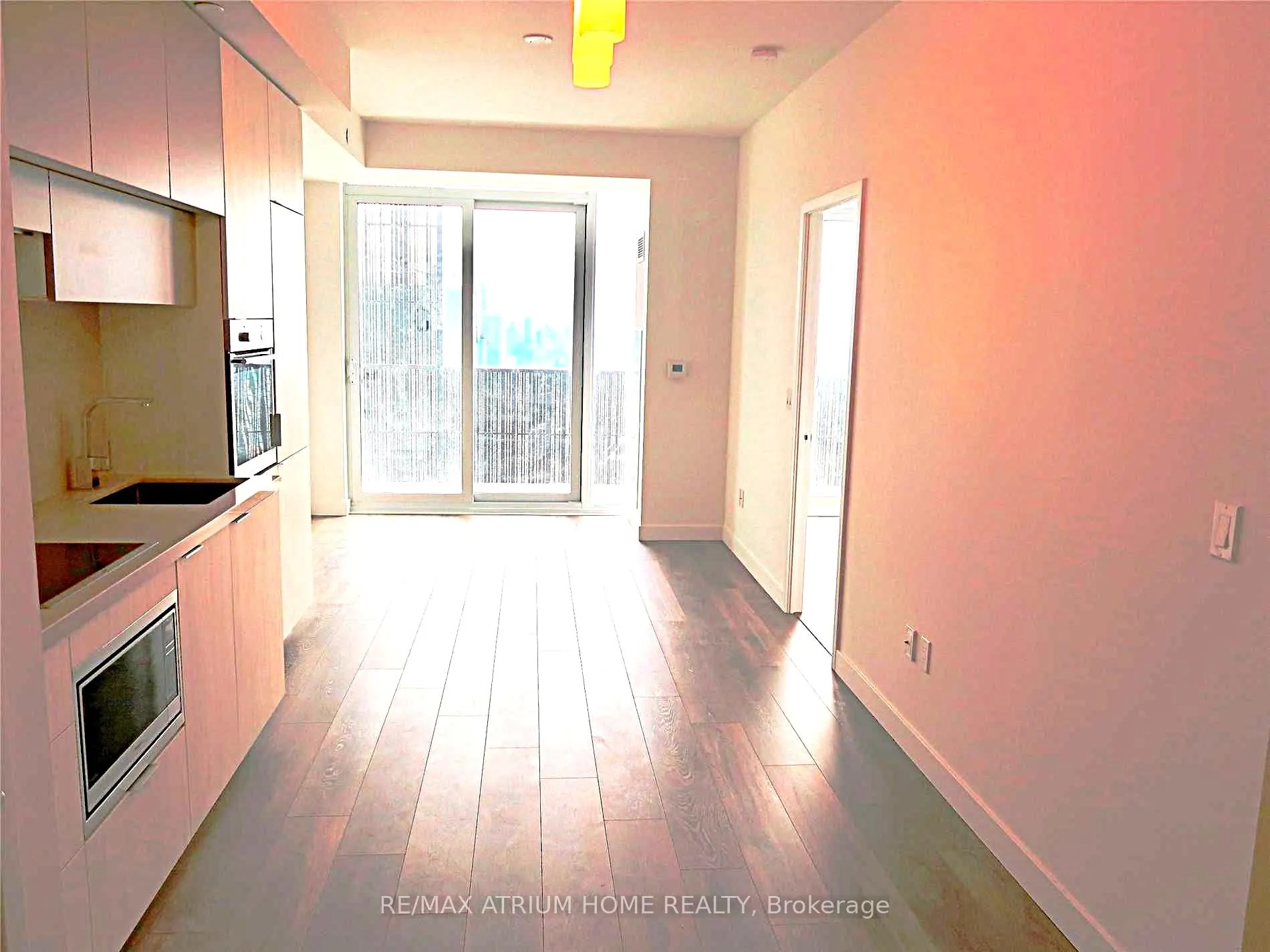 Photo 5 of Unit 4601, 8 Eglinton Avenue E, Toronto, Mount Pleasant West — HOMEH
