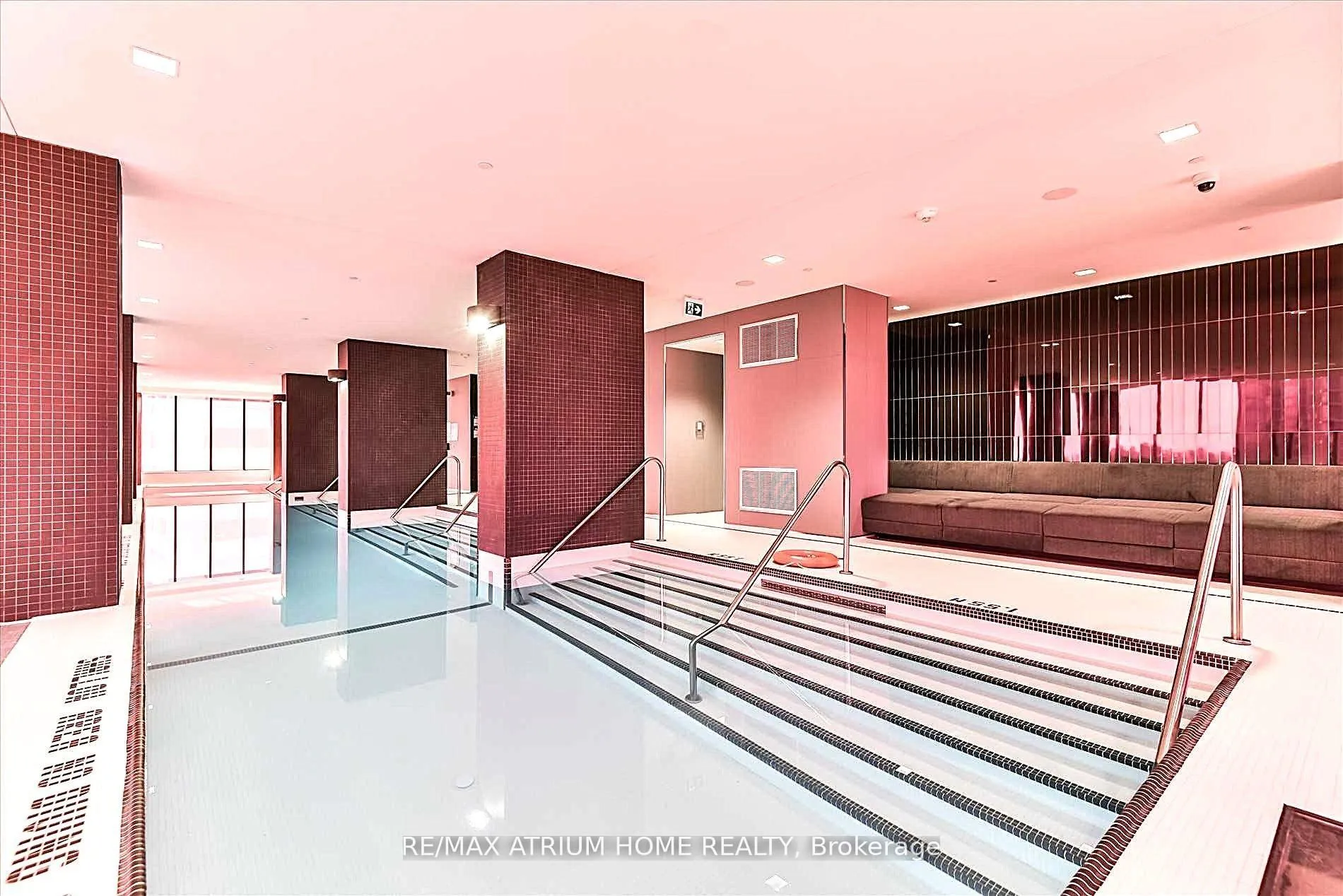 Photo 10 of Unit 4601, 8 Eglinton Avenue E, Toronto, Mount Pleasant West — HOMEH