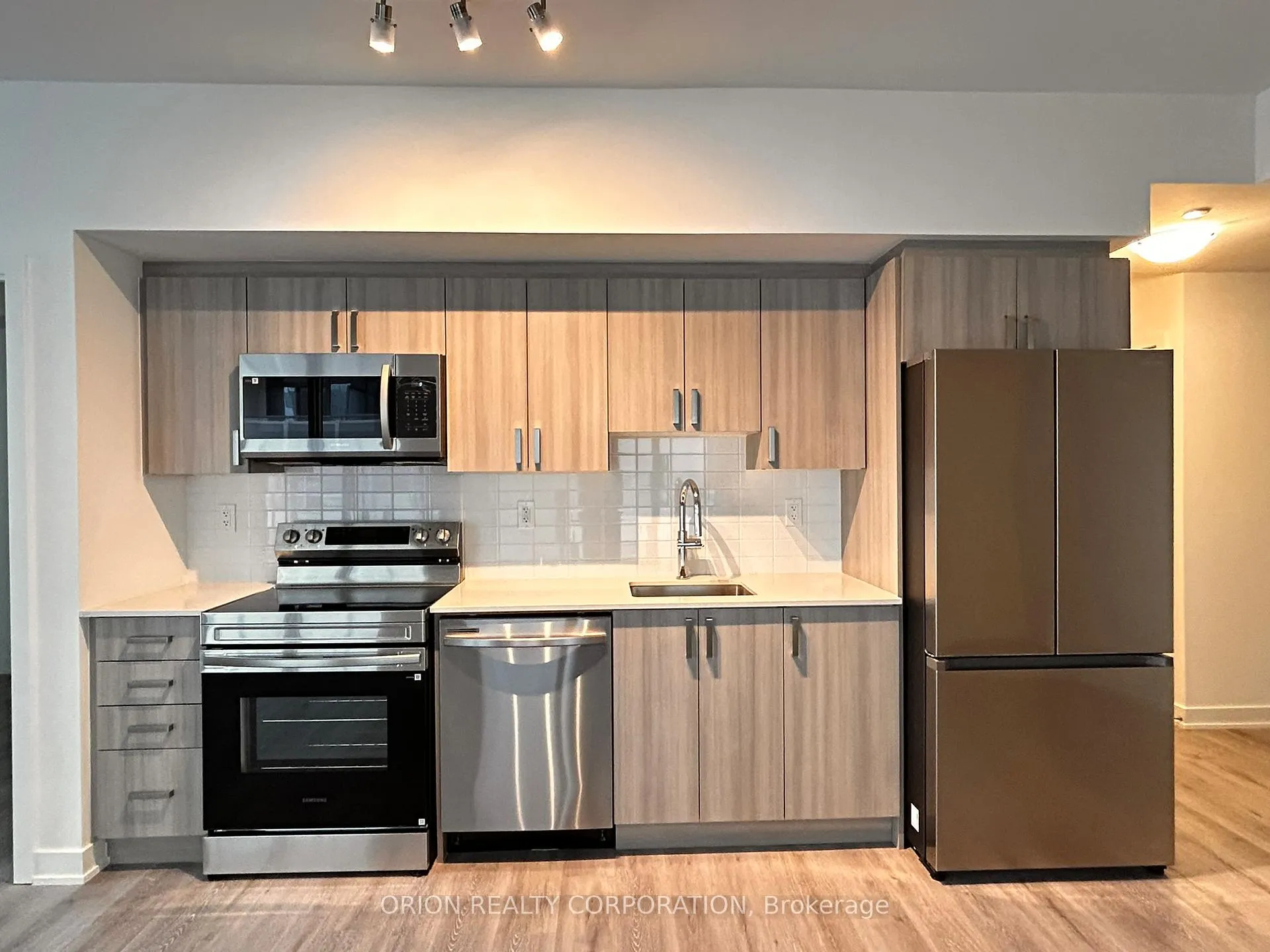 Photo 1 of Unit 214, 1010 Sandy Beach Road, Pickering, Bay Ridges — HOMEH
