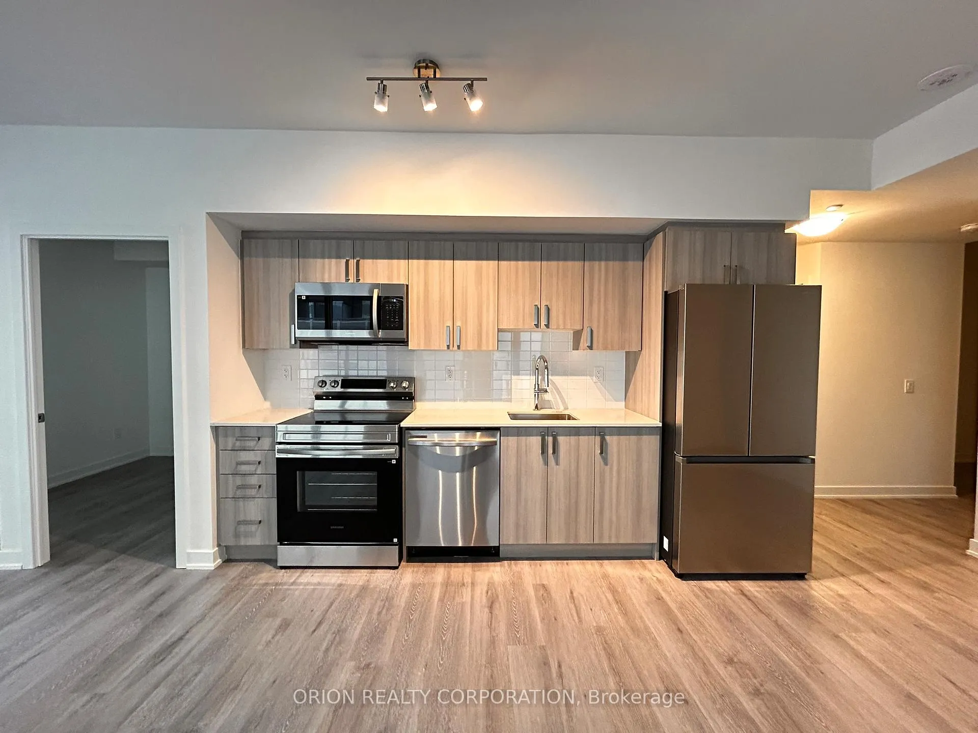 Photo 11 of Unit 214, 1010 Sandy Beach Road, Pickering, Bay Ridges — HOMEH