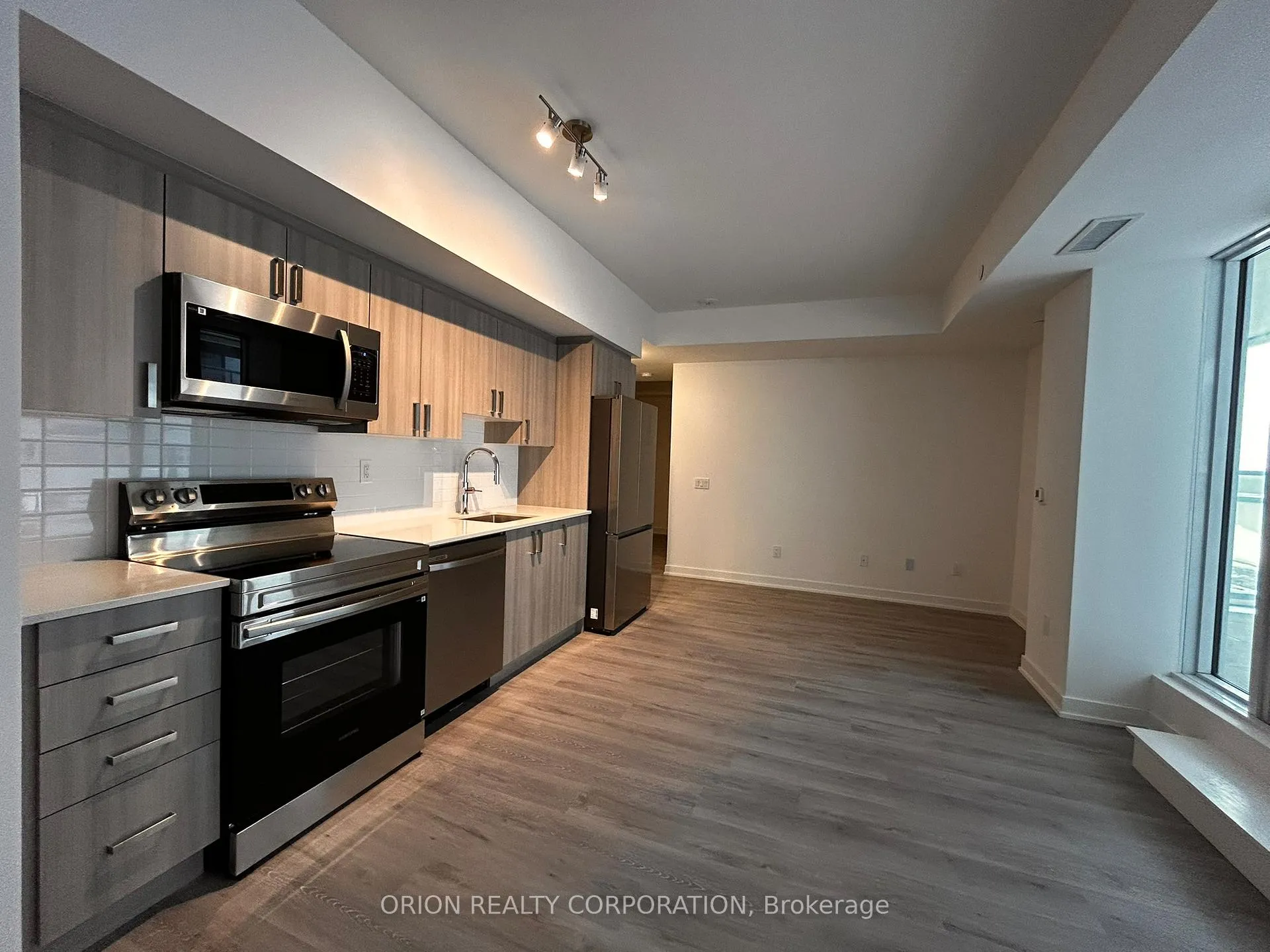 Photo 13 of Unit 214, 1010 Sandy Beach Road, Pickering, Bay Ridges — HOMEH