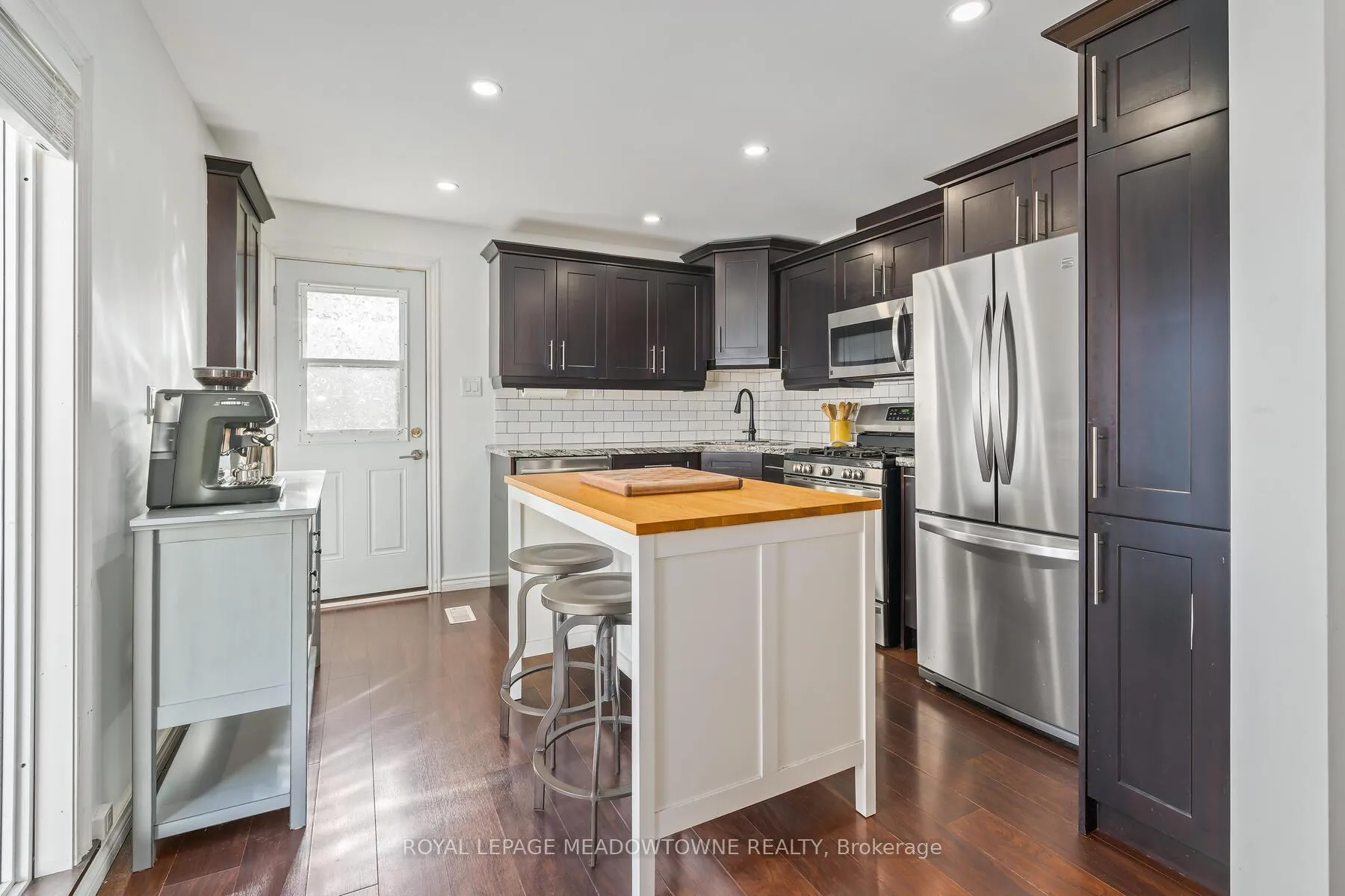 Photo 9 of 284 Ivon Avenue, Hamilton, Normanhurst — HOMEH