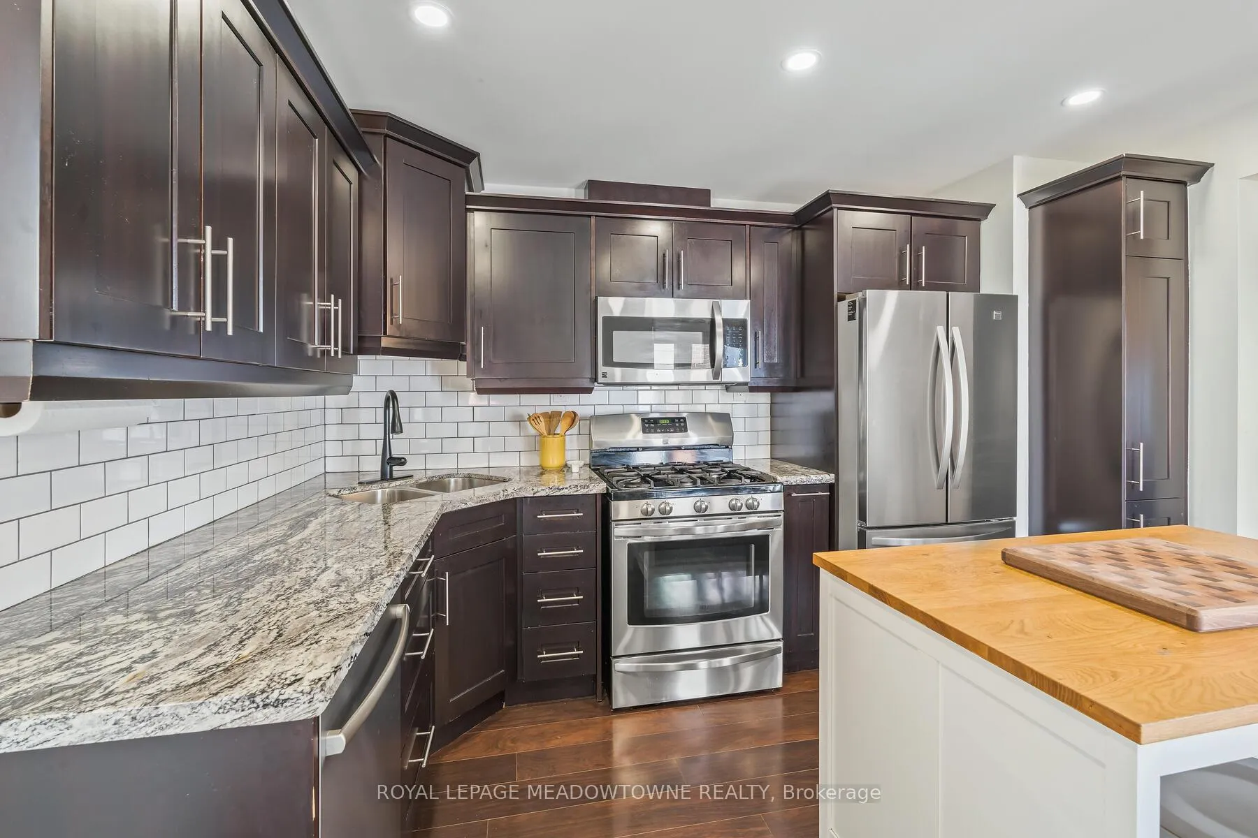 Photo 11 of 284 Ivon Avenue, Hamilton, Normanhurst — HOMEH