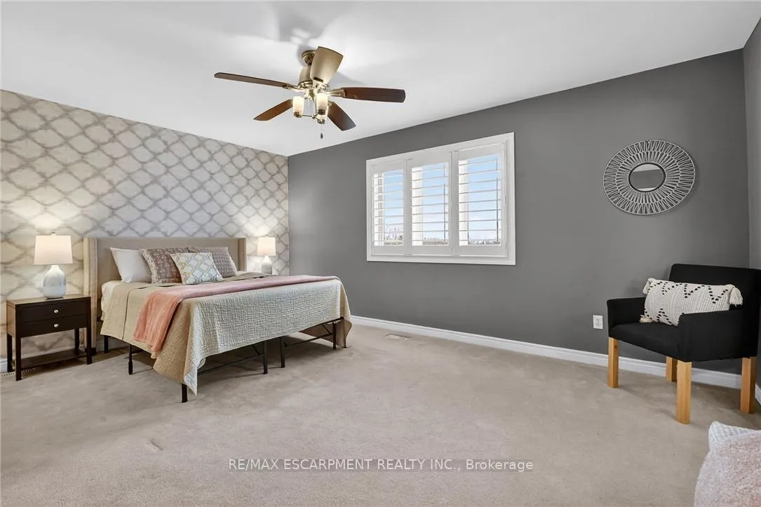 Photo 22 of 119 Dorchester Drive, Grimsby, Grimsby East — HOMEH