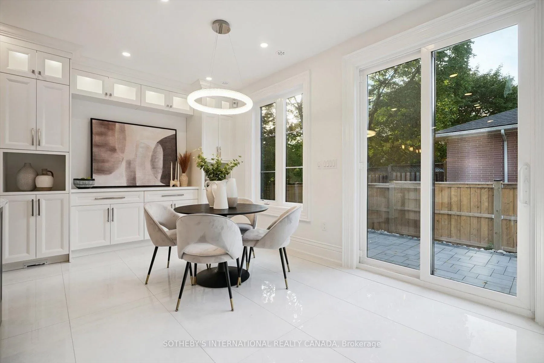 Photo 17 of 452 Rothesay Place, Burlington, Roseland — HOMEH