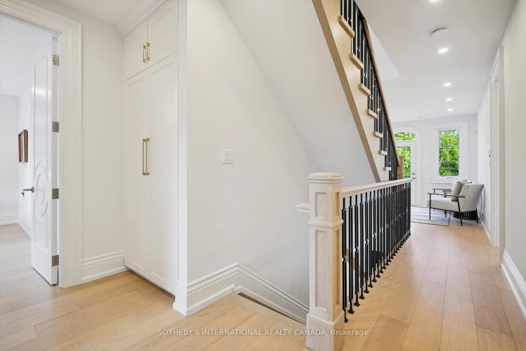 Photo 20 of 452 Rothesay Place, Burlington, Roseland — HOMEH