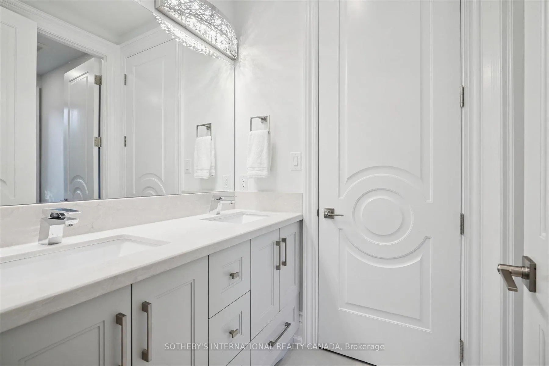 Photo 31 of 452 Rothesay Place, Burlington, Roseland — HOMEH