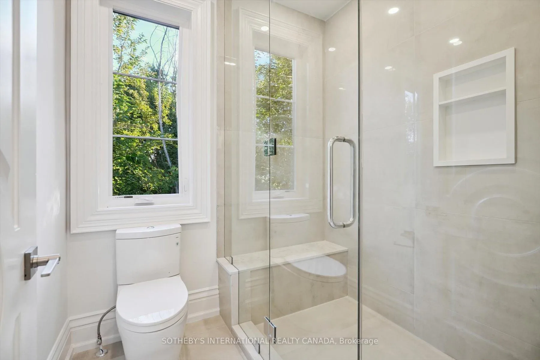 Photo 32 of 452 Rothesay Place, Burlington, Roseland — HOMEH