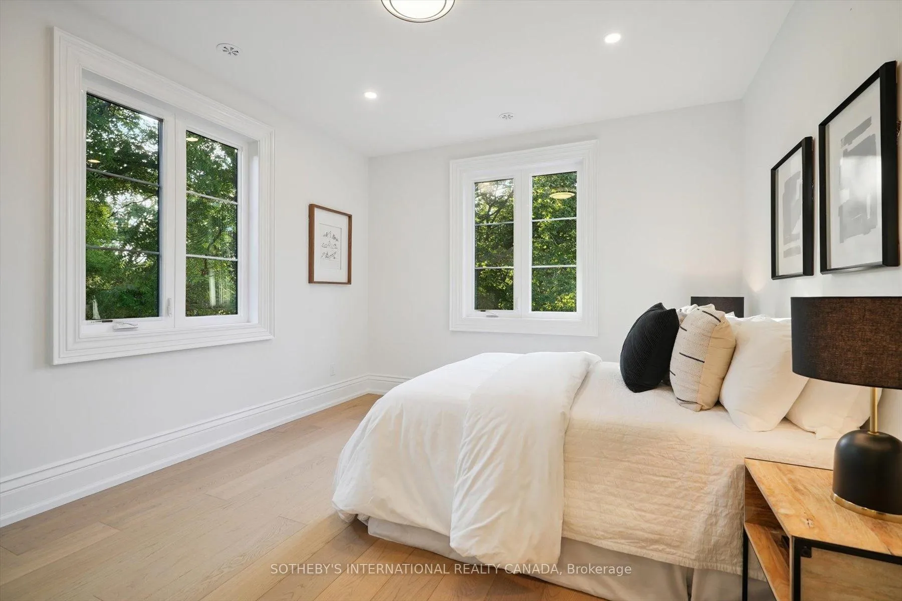 Photo 33 of 452 Rothesay Place, Burlington, Roseland — HOMEH