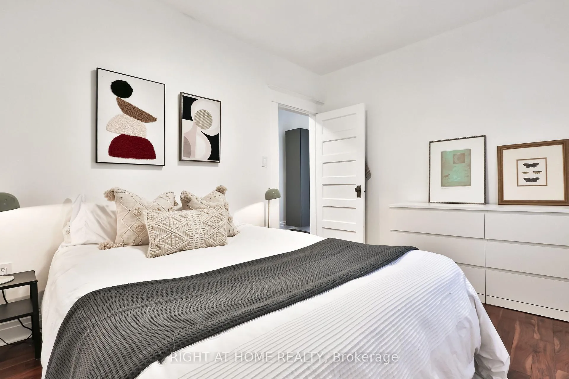 Photo 5 of 1365 Lansdowne Avenue, Toronto, Corso Italia-Davenport — HOMEH